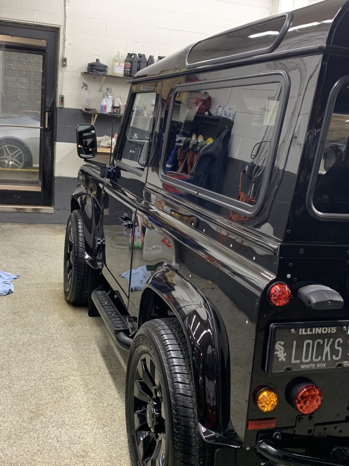 This 1988 Modded Land Rover Defender Is Ruggedness At Its Best