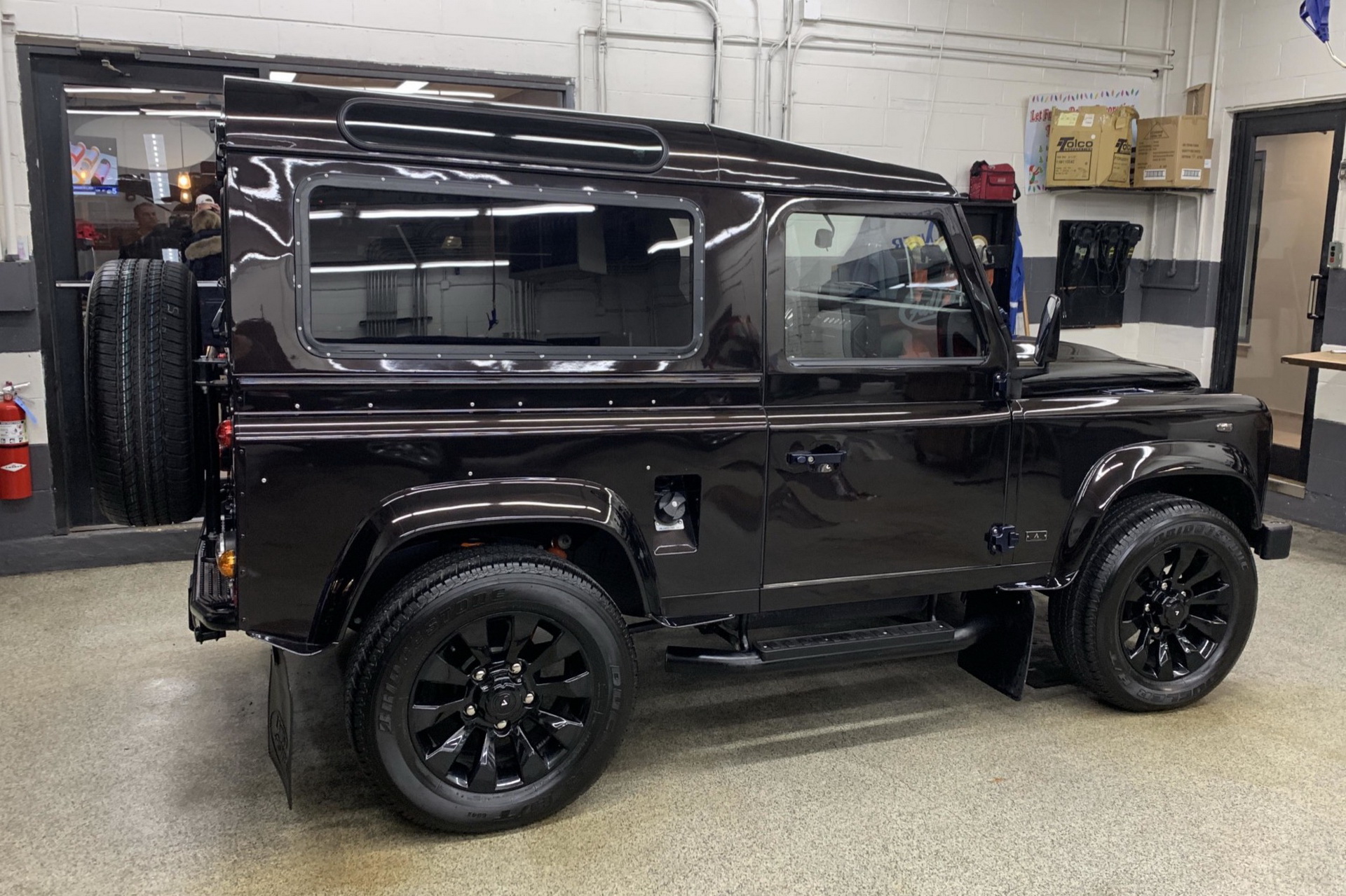 This 1988 Modded Land Rover Defender Is Ruggedness At Its Best