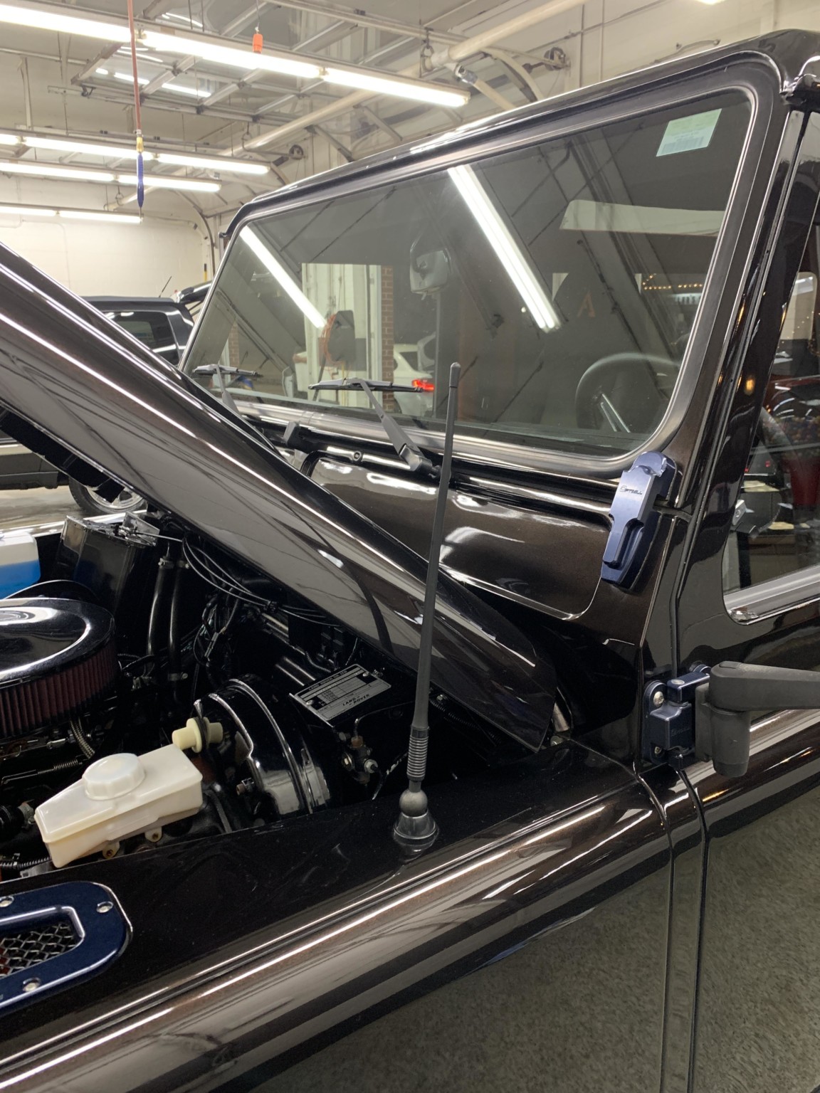 This 1988 Modded Land Rover Defender Is Ruggedness At Its Best