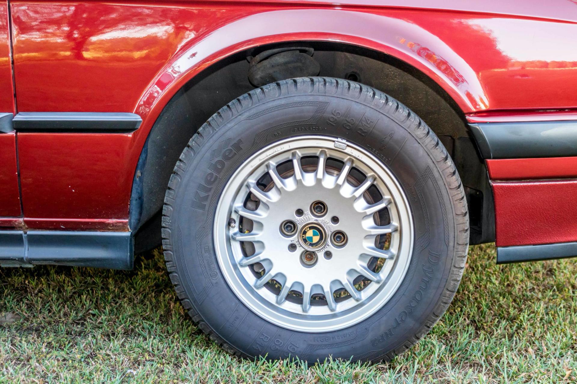 Gorgeous 1991 BMW 3-Series E30 Touring With A Straight-Six Diesel: Worth The Trouble?