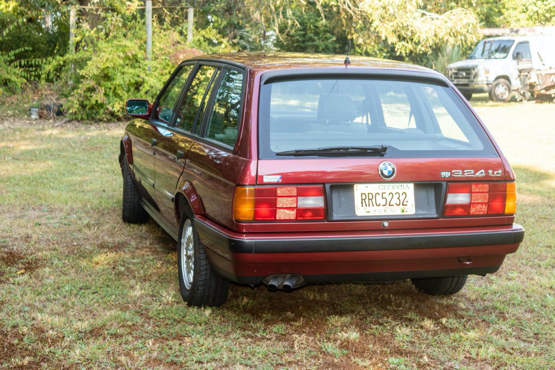 Gorgeous 1991 BMW 3-Series E30 Touring With A Straight-Six Diesel: Worth The Trouble?