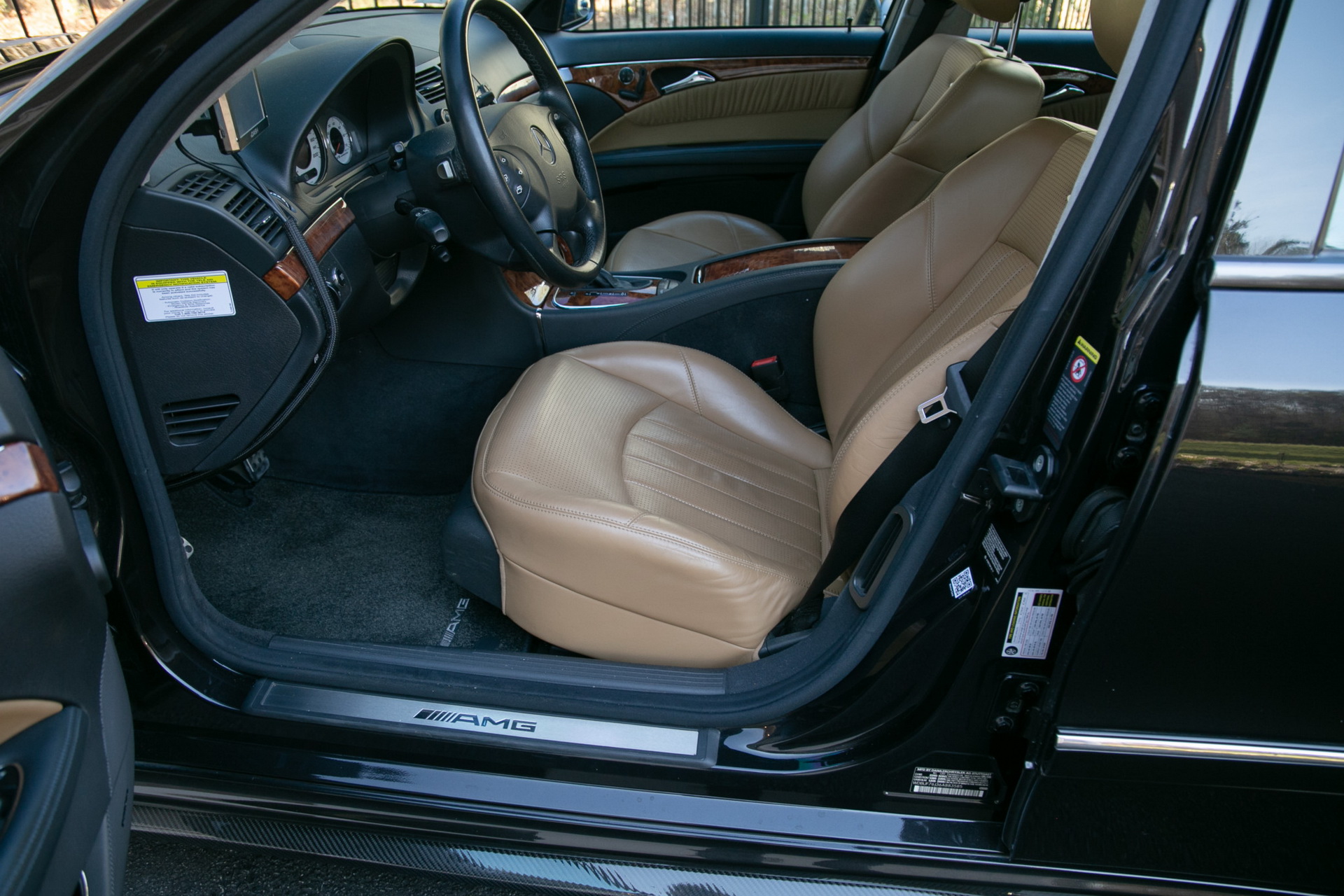 Modded 2006 Mercedes E55 AMG Has Lots Of Performance, But 101k Miles Too