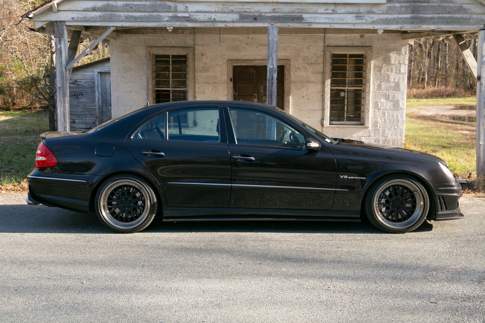 Modded 2006 Mercedes E55 AMG Has Lots Of Performance, But 101k Miles Too