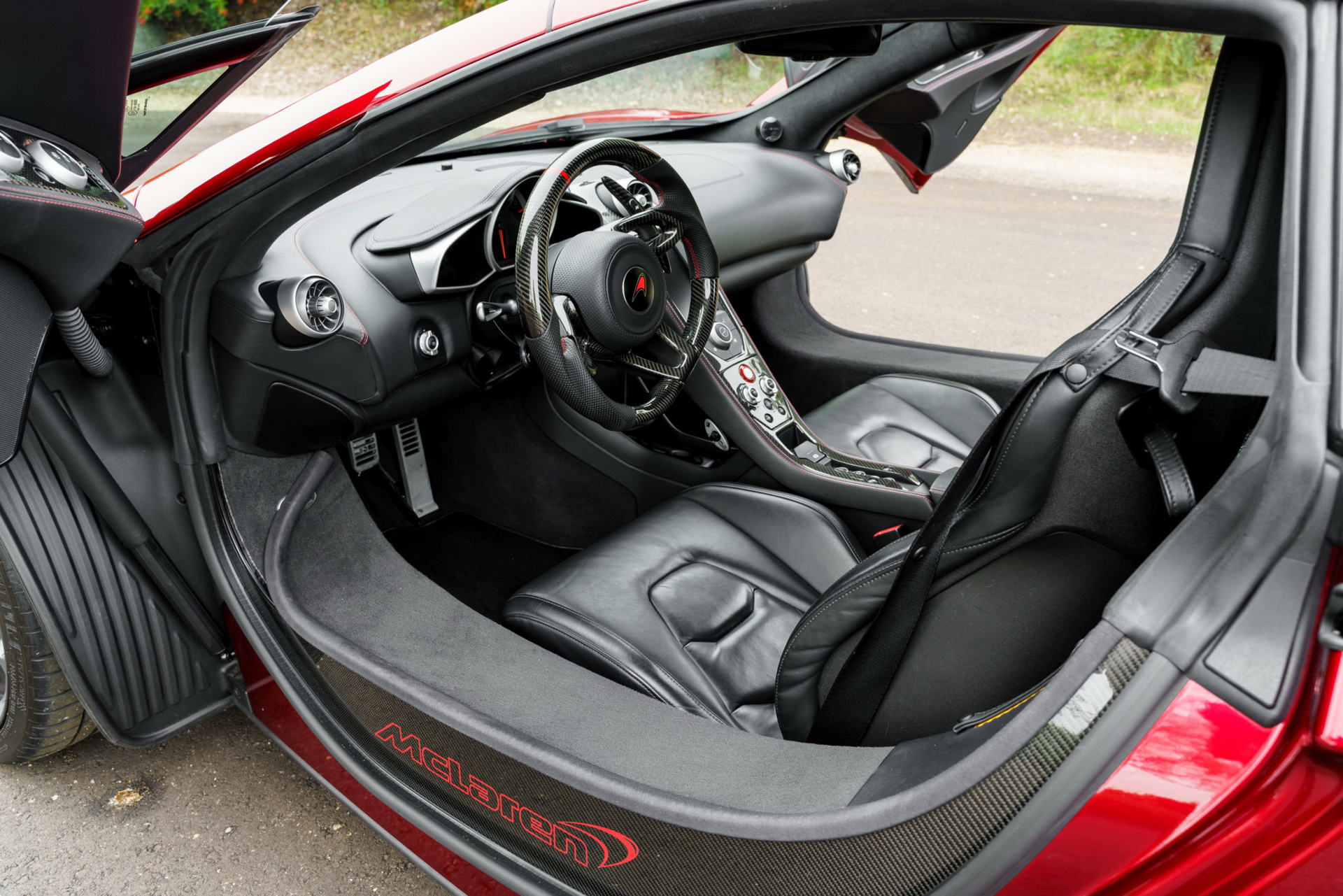 900 HP McLaren MP4-12C Will Give 720S A Headache For A Fraction Of The Price