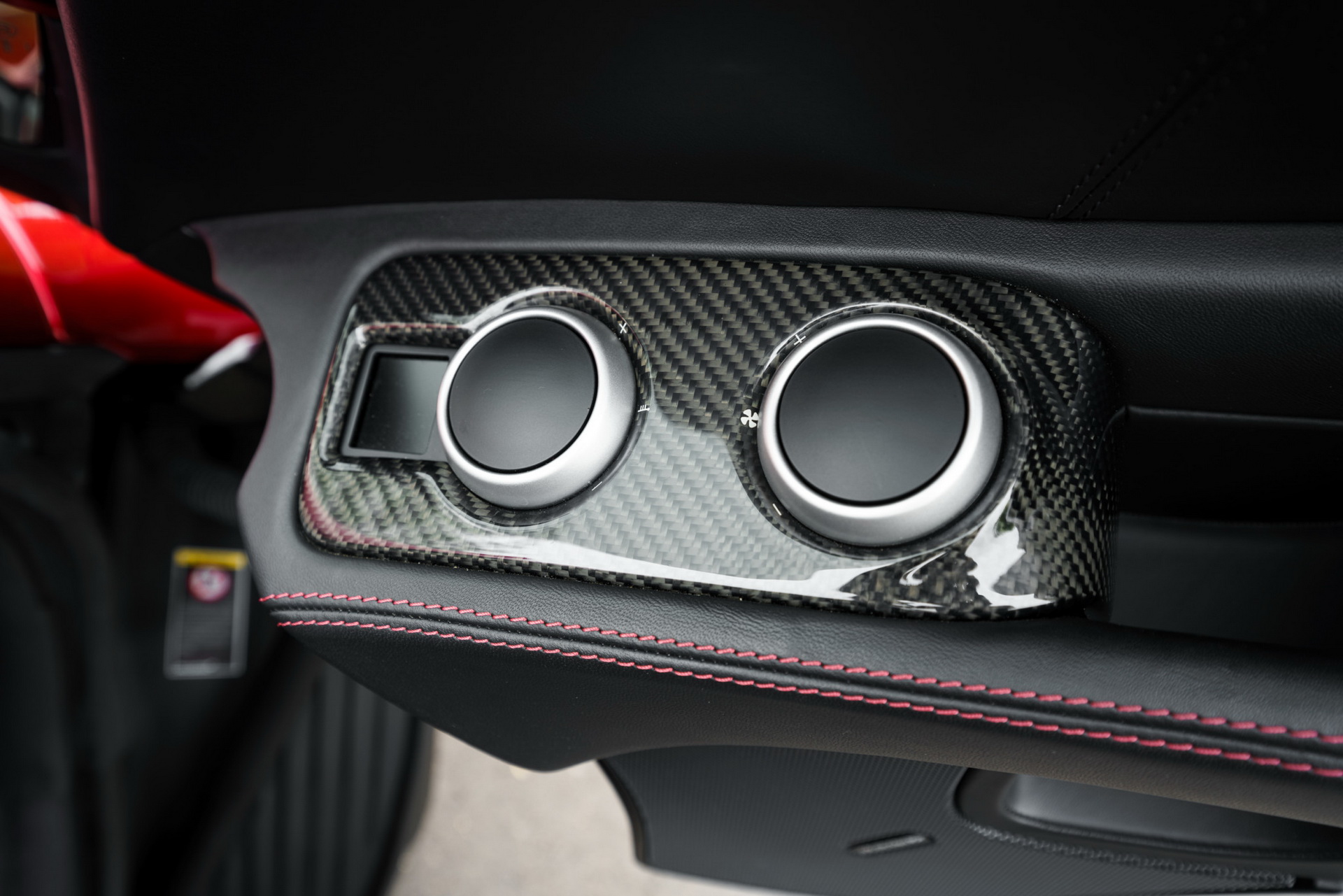 900 HP McLaren MP4-12C Will Give 720S A Headache For A Fraction Of The Price