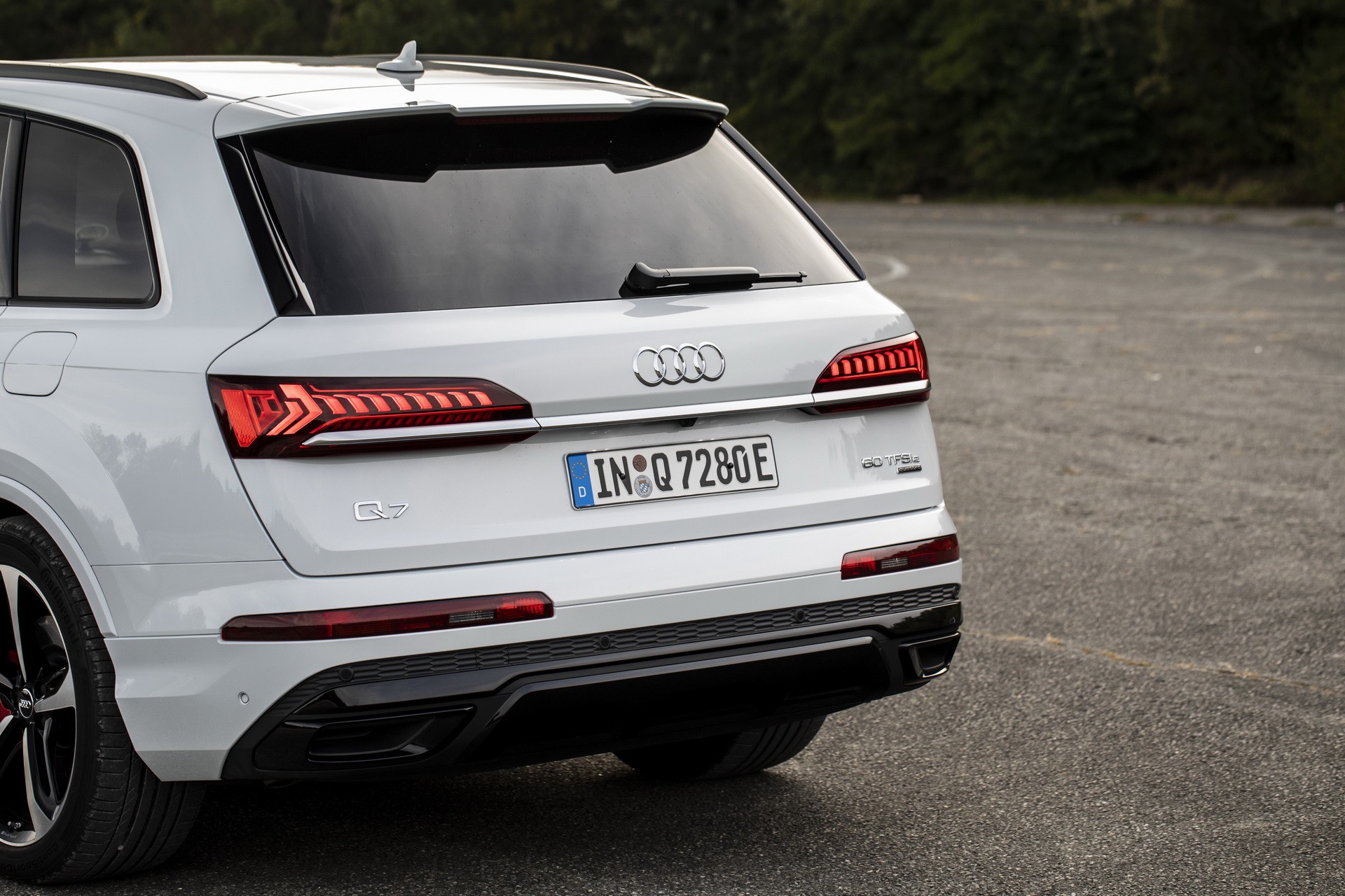 Audi Plugs Q7 Into A New Era With Up To 450 HP And Up To 27 Miles Of EV Range