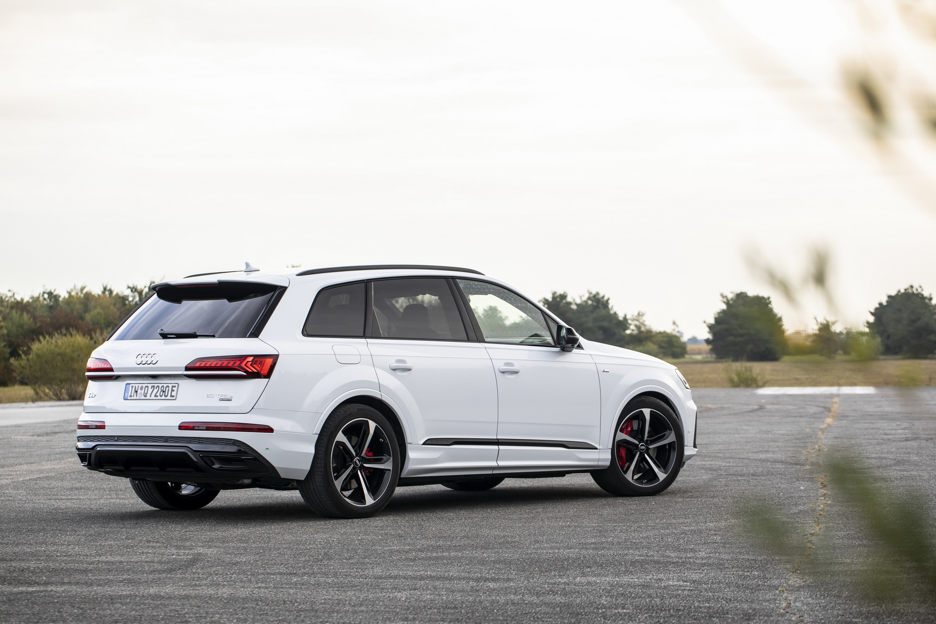 Audi Plugs Q7 Into A New Era With Up To 450 HP And Up To 27 Miles Of EV Range