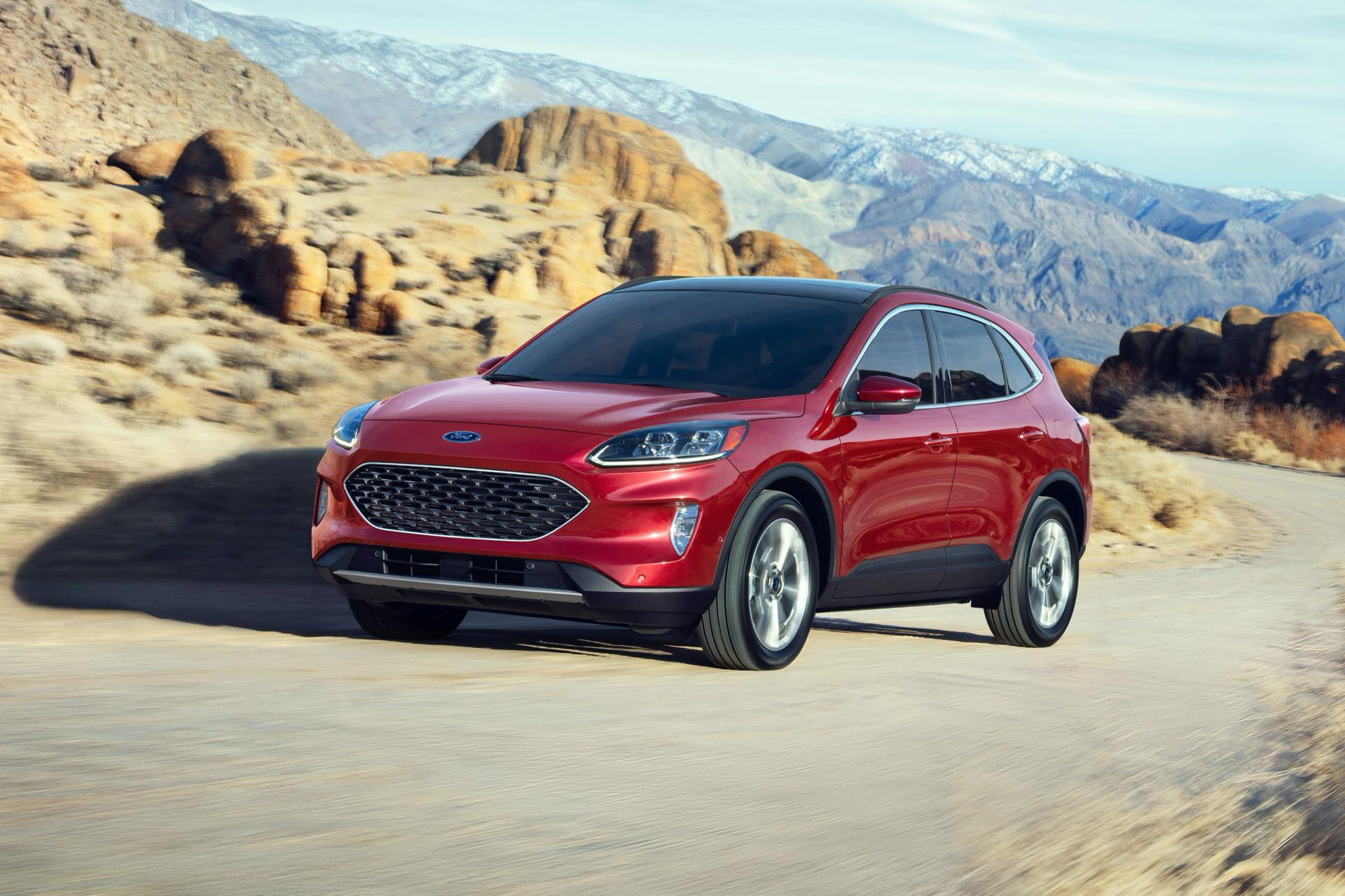 2020 Ford Escape Hybrid Returns Best-In-Class 41 MPG Combined, 44 MPG City