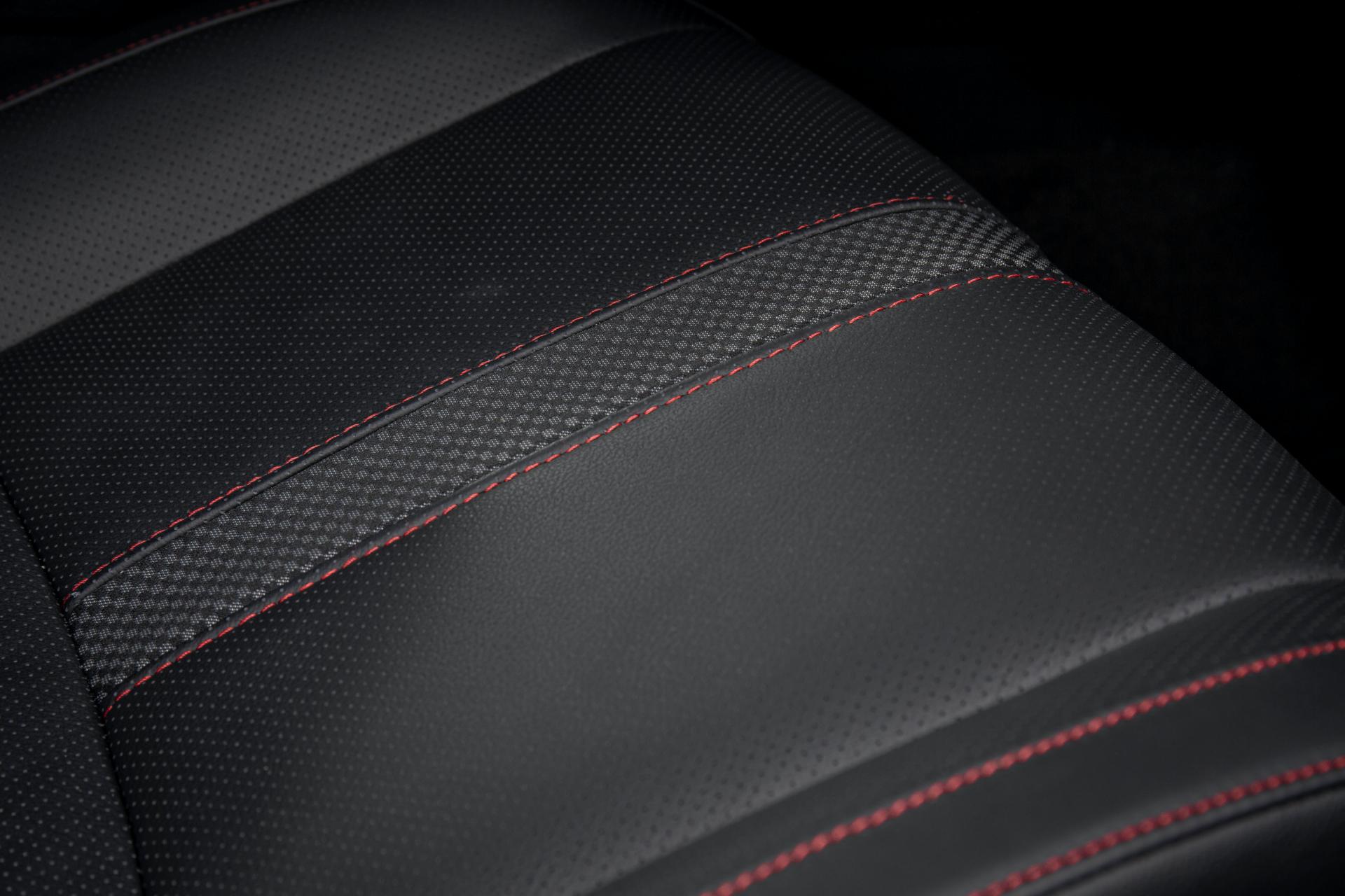 2020 Honda Civic Sport Line Mixes Type R-Inspired Design With Three-Cylinder Power