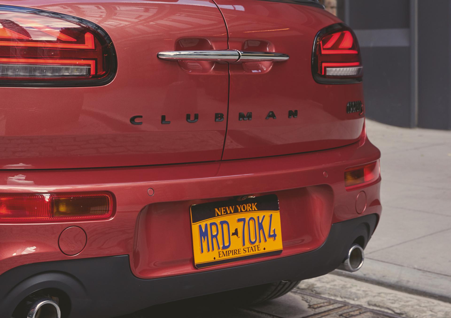 MINI Pondering Bigger Clubman That Would Ditch Wagon Body, Become Yet Another SUV