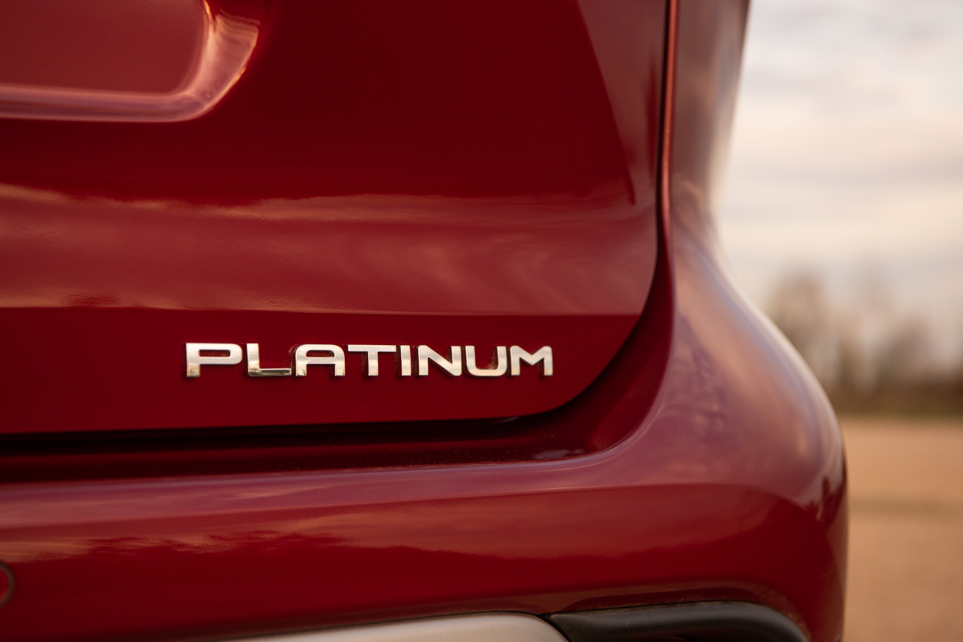 2020 Toyota Highlander Has A Bigger Price Tag To Match Its Larger Dimensions