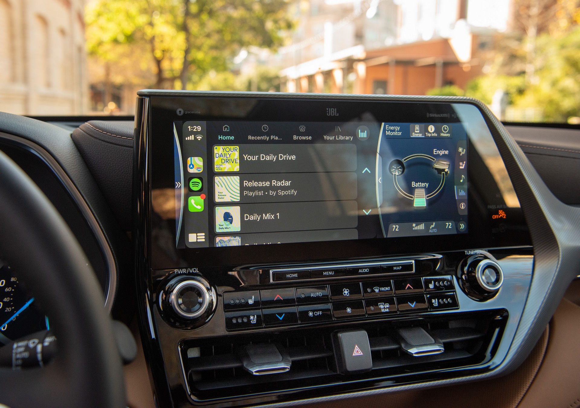 2020 Toyota Highlander Has A Bigger Price Tag To Match Its Larger Dimensions