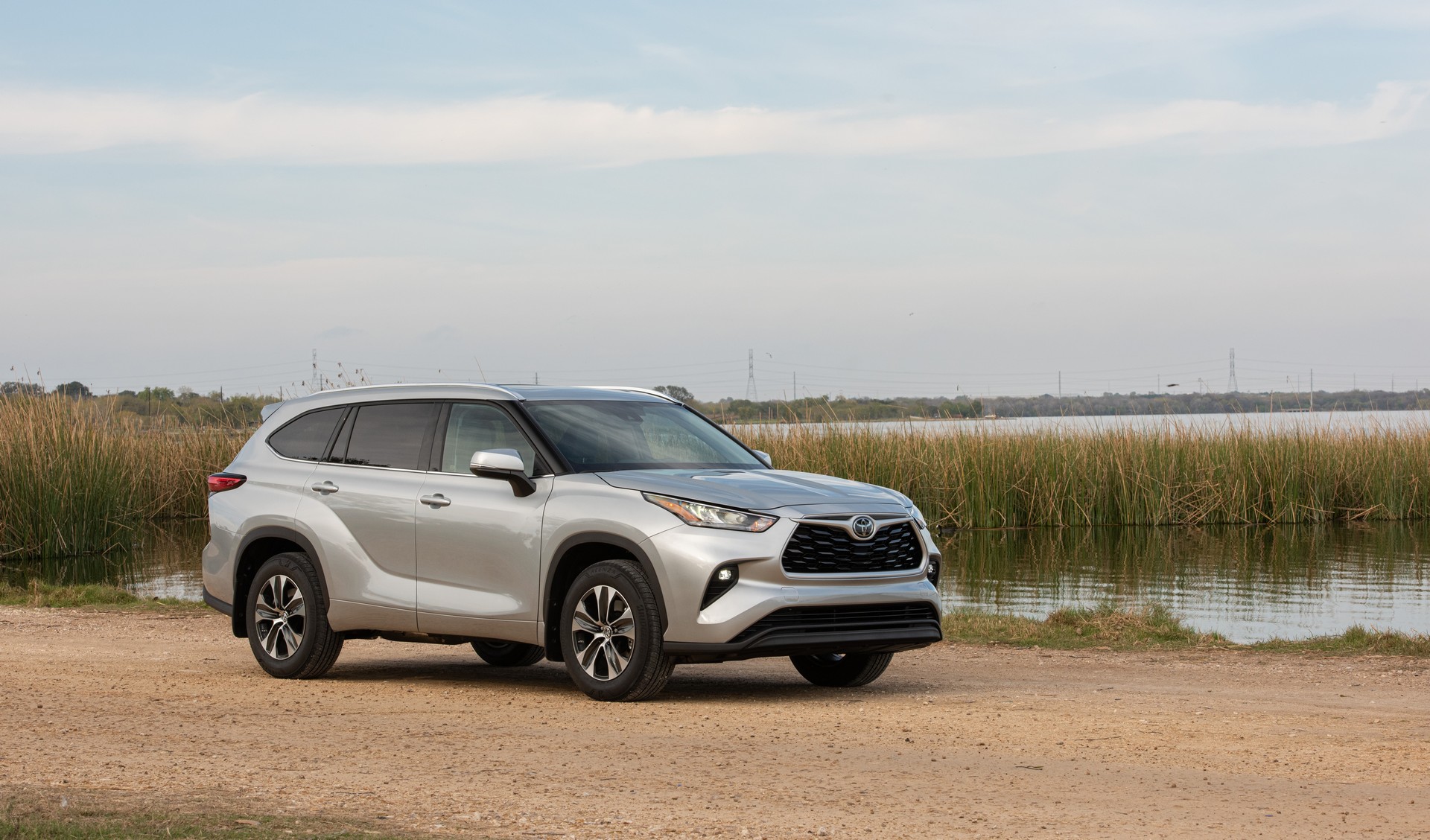 Toyota Wants To Score A Touchdown With 2020 Highlander Super Bowl Ad