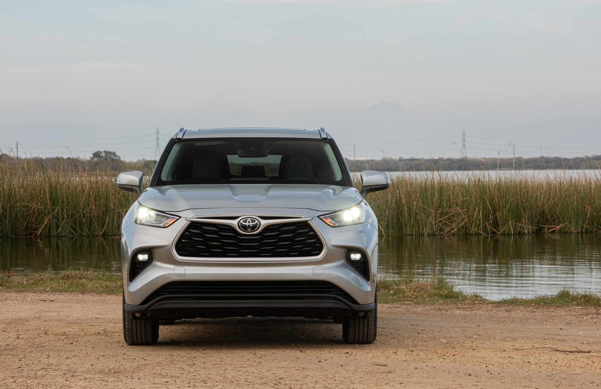 Toyota Wants To Score A Touchdown With 2020 Highlander Super Bowl Ad