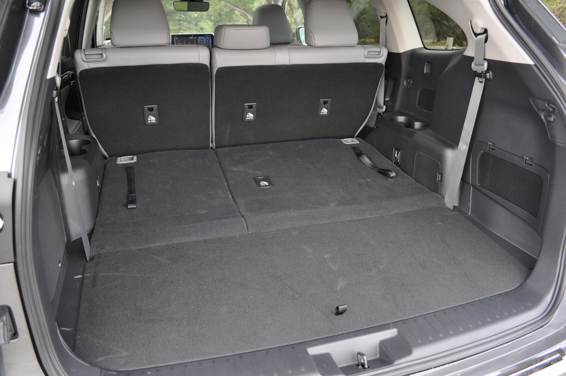 2020 Toyota Highlander First Review: Better Overall, But Is That Enough?