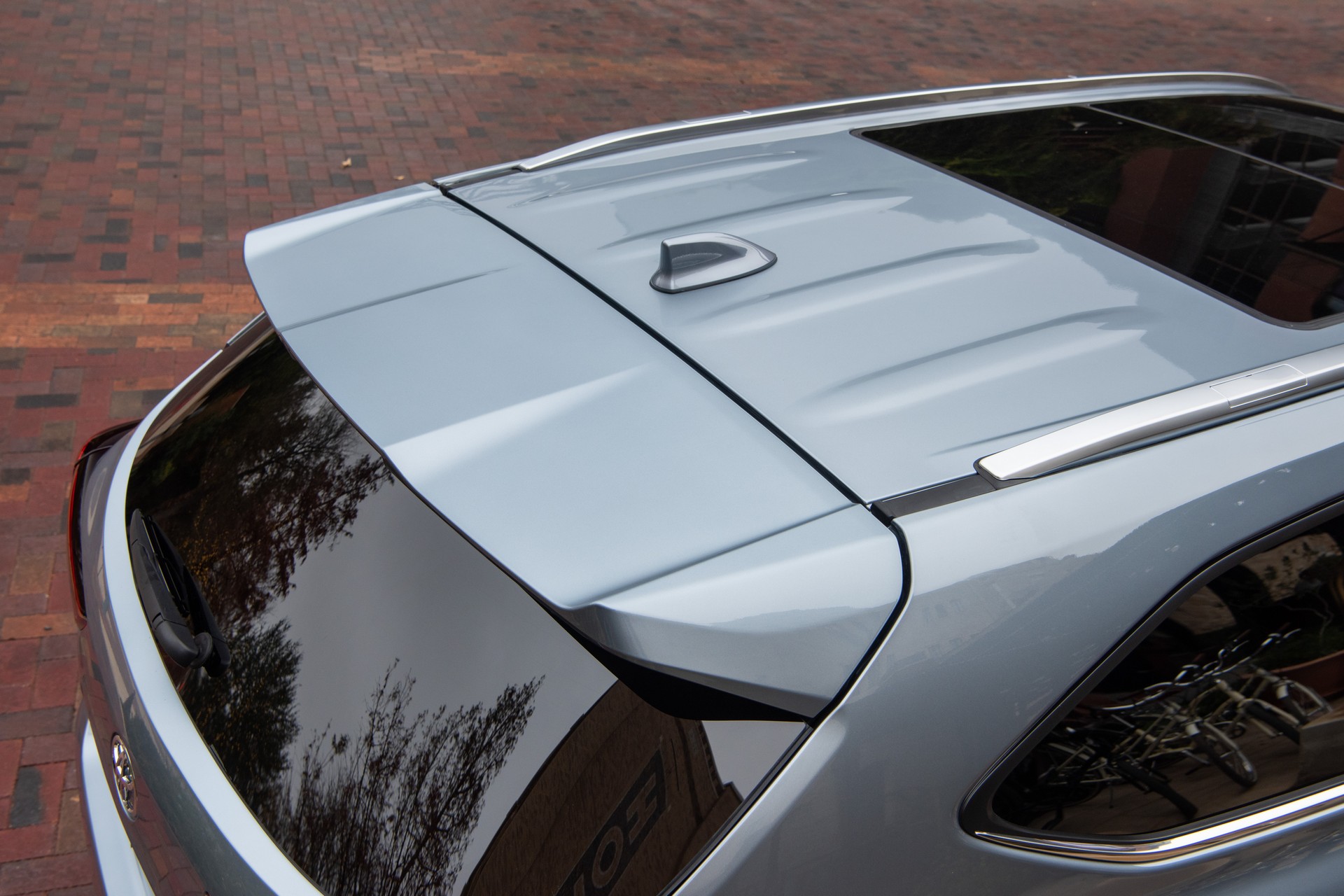 2020 Toyota Highlander Has A Bigger Price Tag To Match Its Larger Dimensions