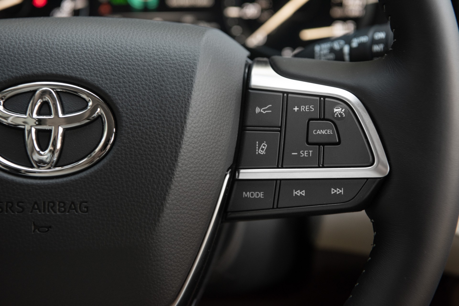 Toyota Wants To Score A Touchdown With 2020 Highlander Super Bowl Ad