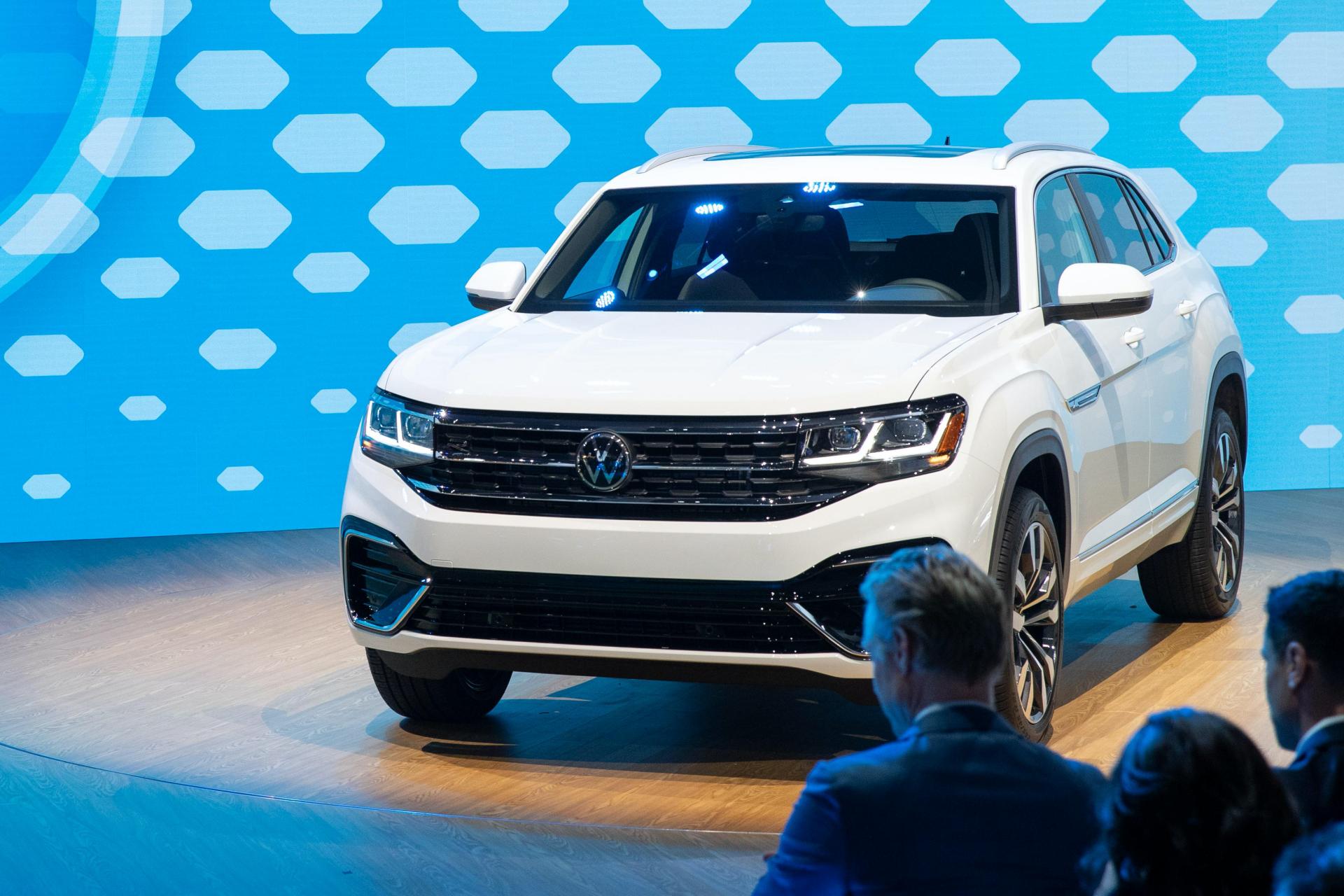 Canada’s 2020 VW Atlas And Atlas Cross Sport Getting Standard AWD, 2.0T Models Included