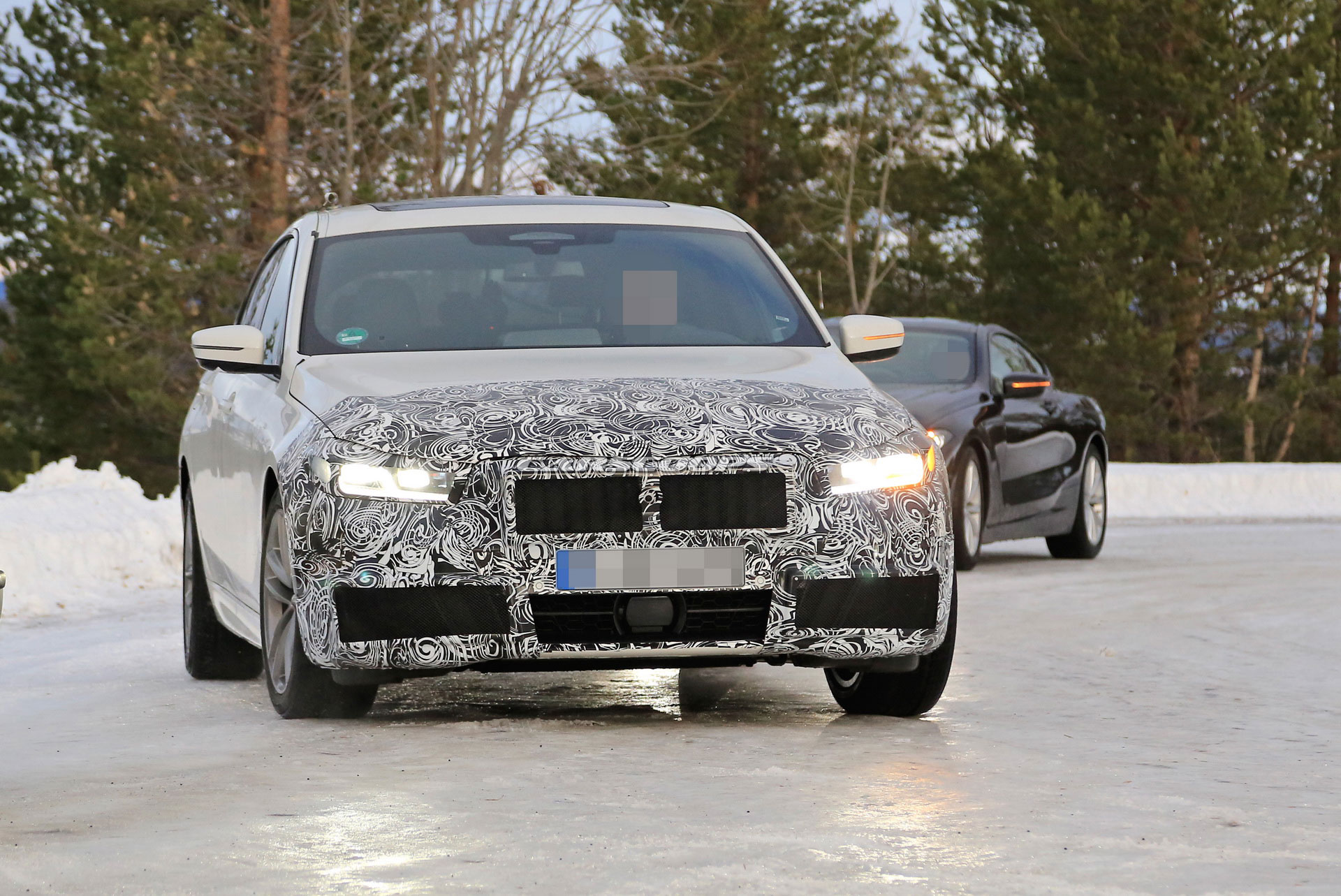 2020 BMW 6-Series Gran Turismo Drops Camo, Shows Slightly Bigger Nostrils