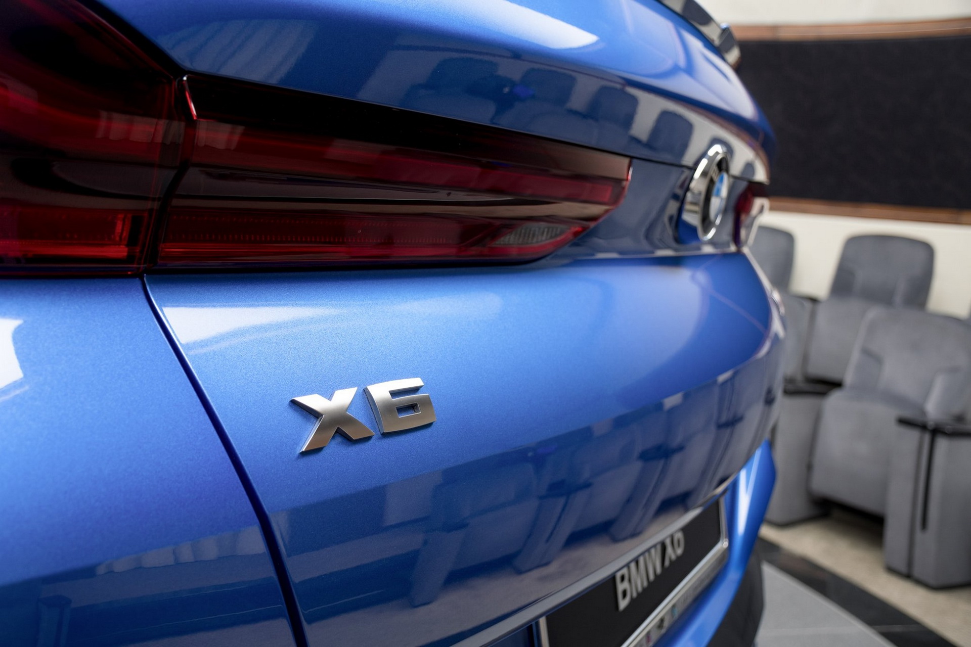 How Does Riverside Blue Look On The 2020 BMW X6 M50i?