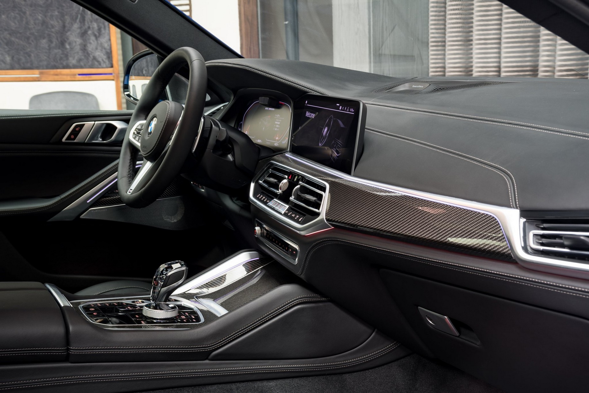 How Does Riverside Blue Look On The 2020 BMW X6 M50i?