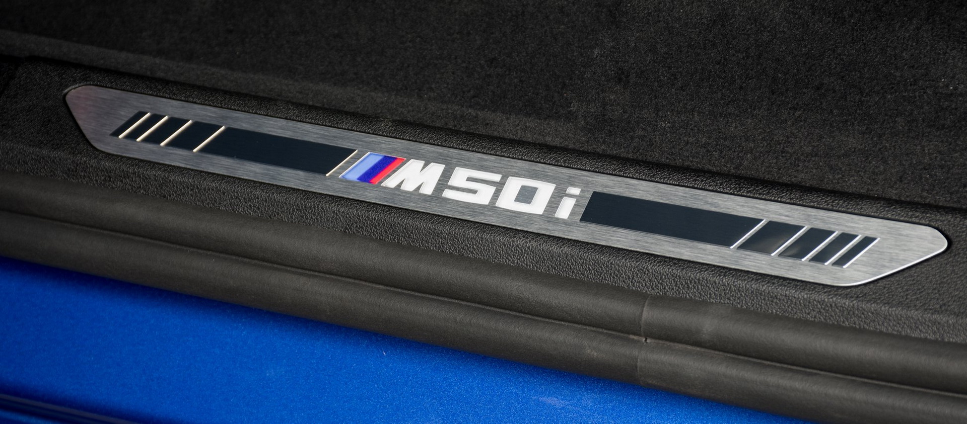 How Does Riverside Blue Look On The 2020 BMW X6 M50i?
