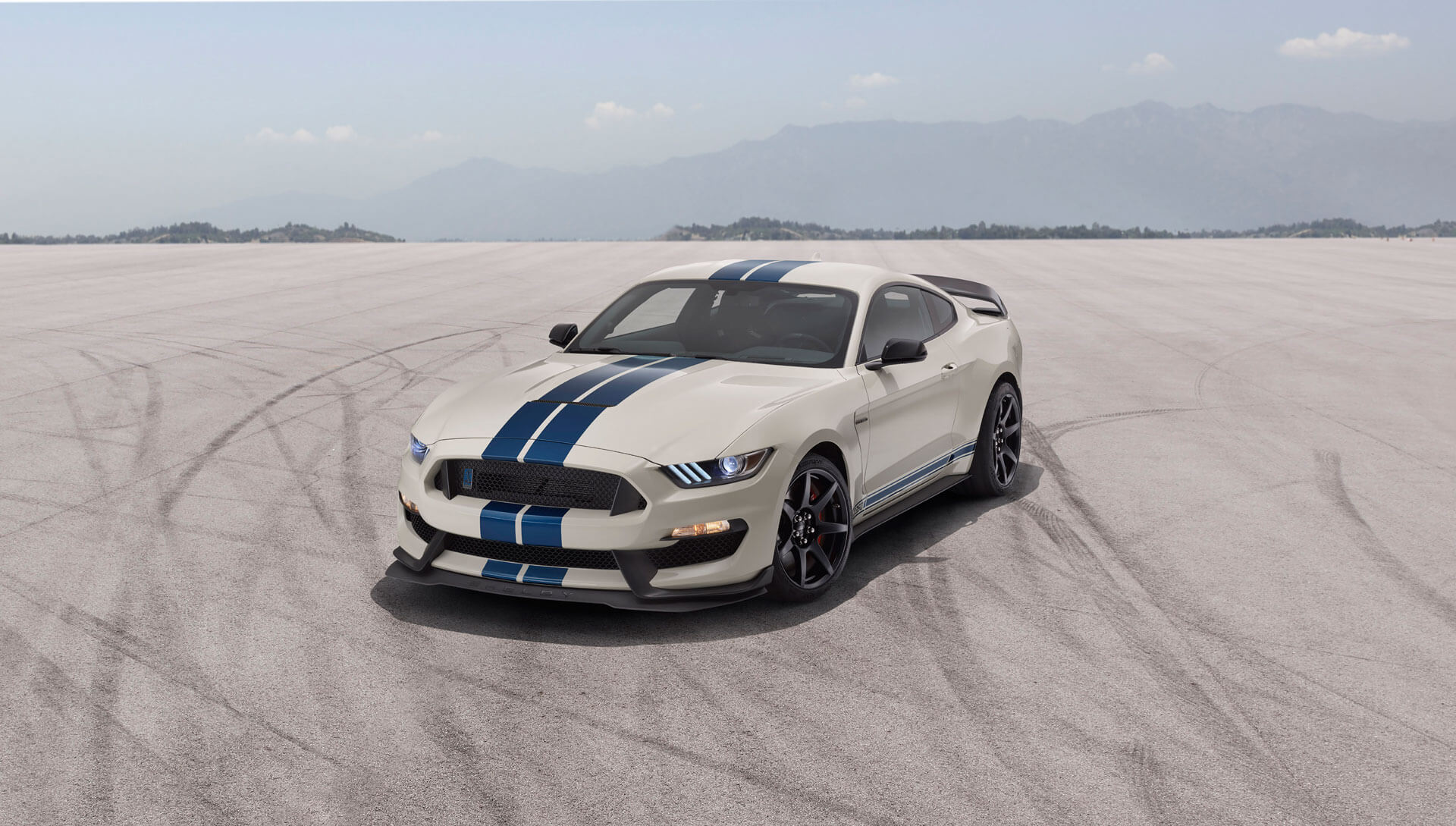 2020 Ford Mustang Shelby GT350, GT350R Get Heritage Edition Package