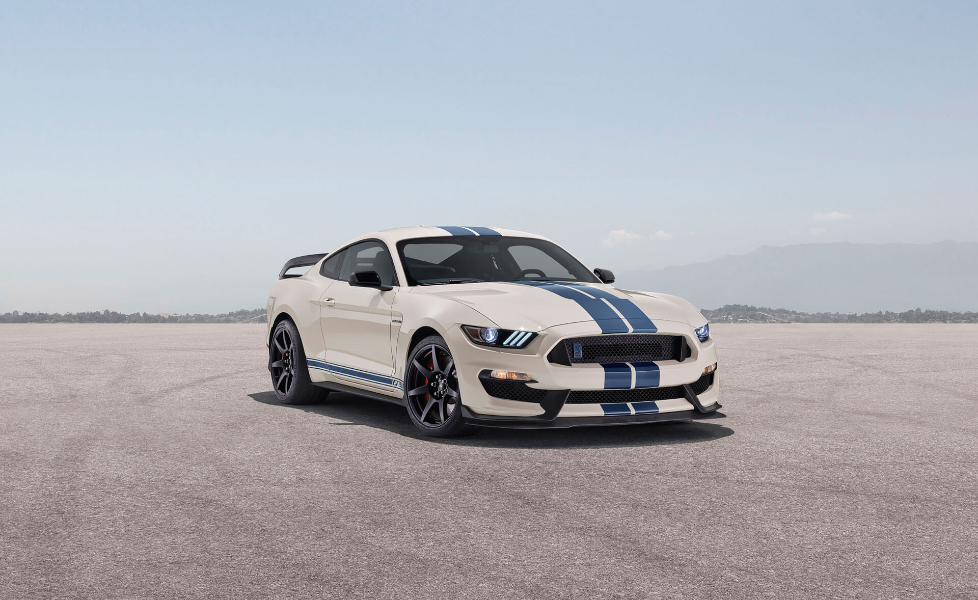 2020 Ford Mustang Shelby GT350, GT350R Get Heritage Edition Package