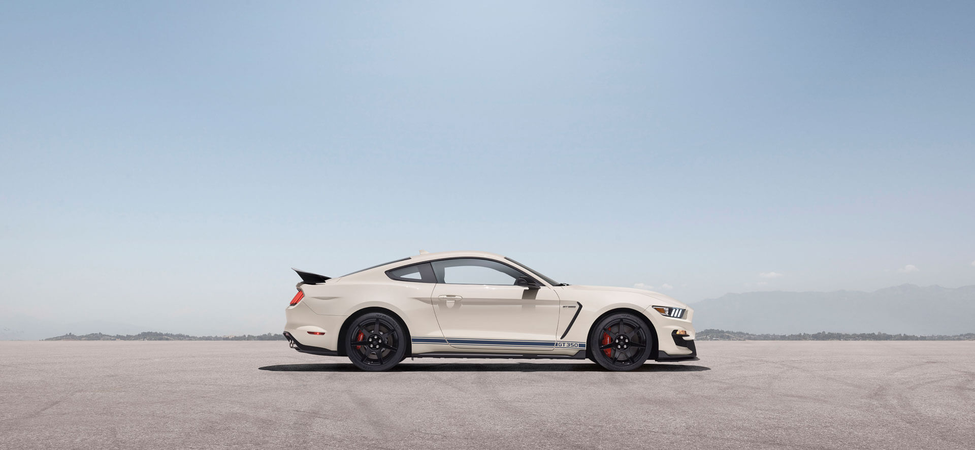 2020 Ford Mustang Shelby GT350, GT350R Get Heritage Edition Package
