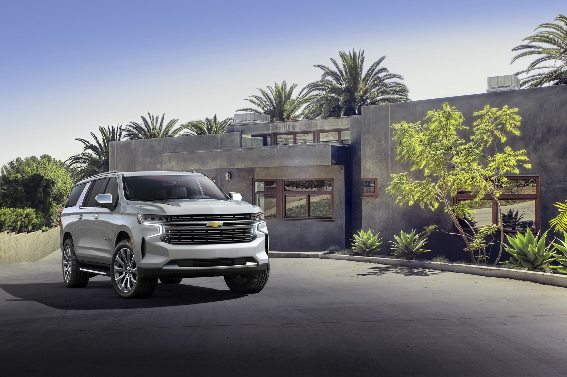 2021 Chevrolet Tahoe And Suburban Put On A Dramatic Face, Gain Independent Suspension