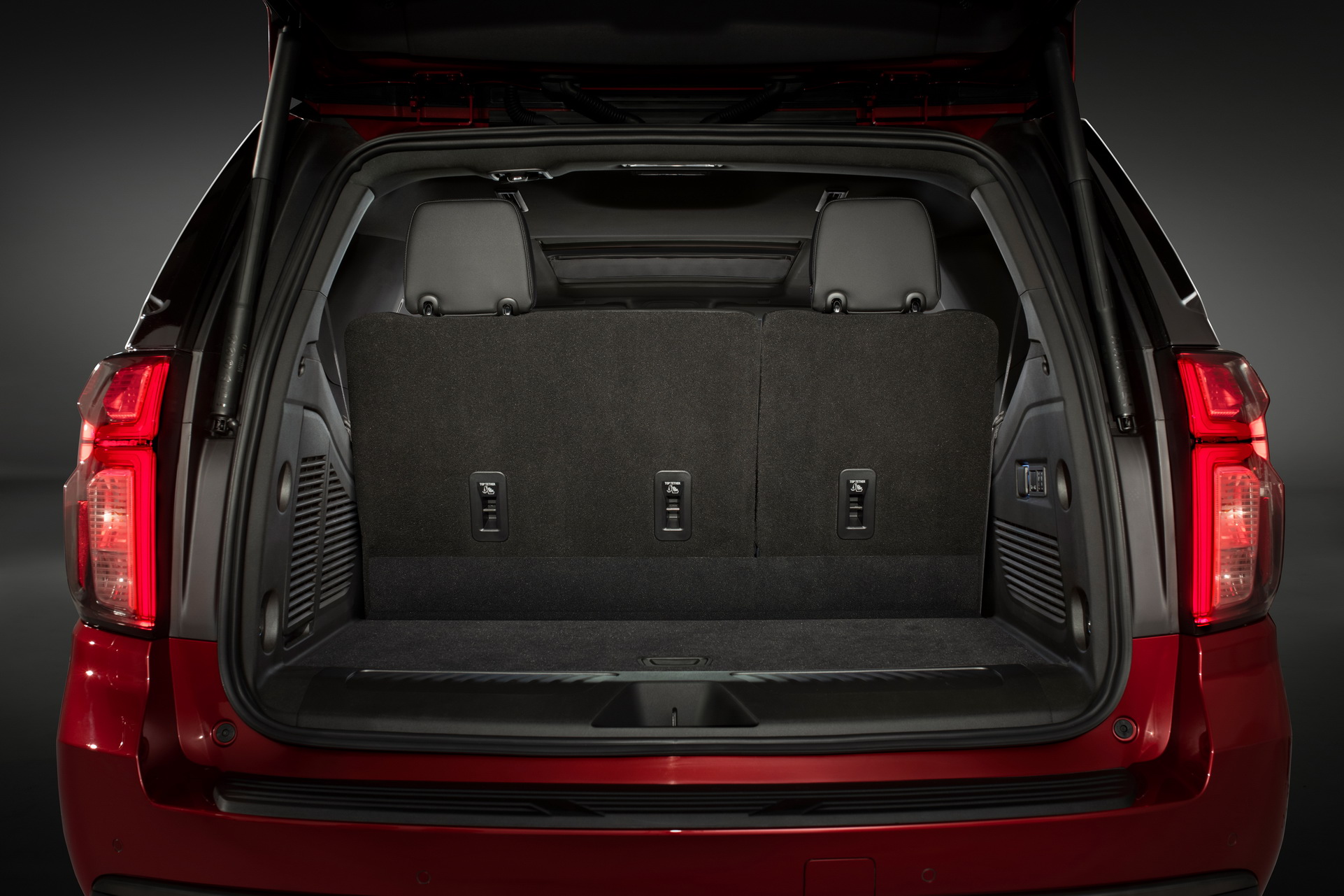 2021 Chevrolet Tahoe And Suburban Put On A Dramatic Face, Gain Independent Suspension