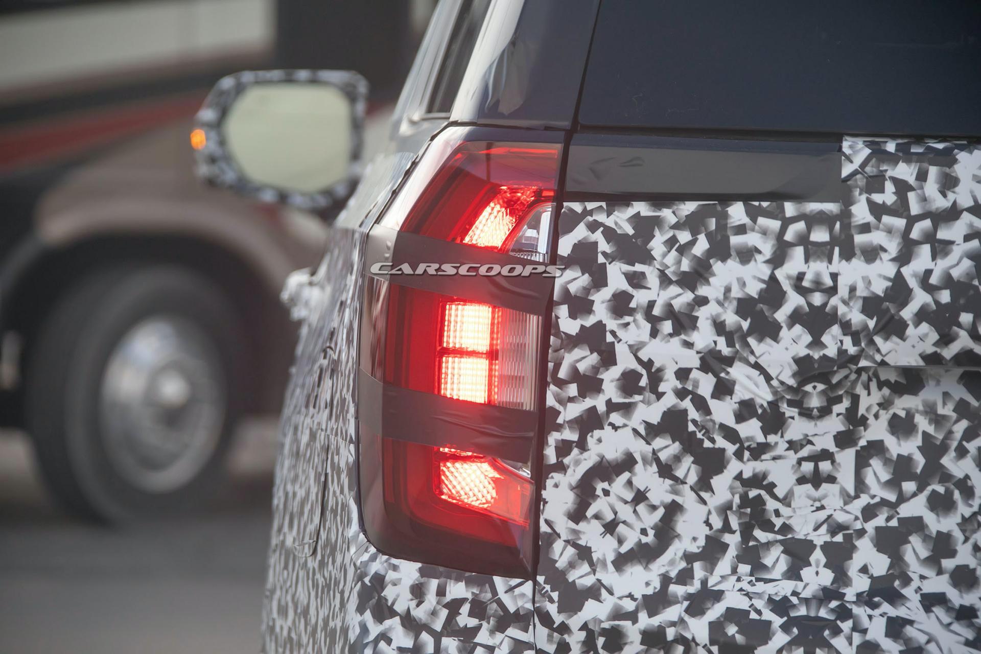 2021 GMC Yukon Denali: First Look Inside Reveals Key Changes Over Chevy & Cadillac SUVs