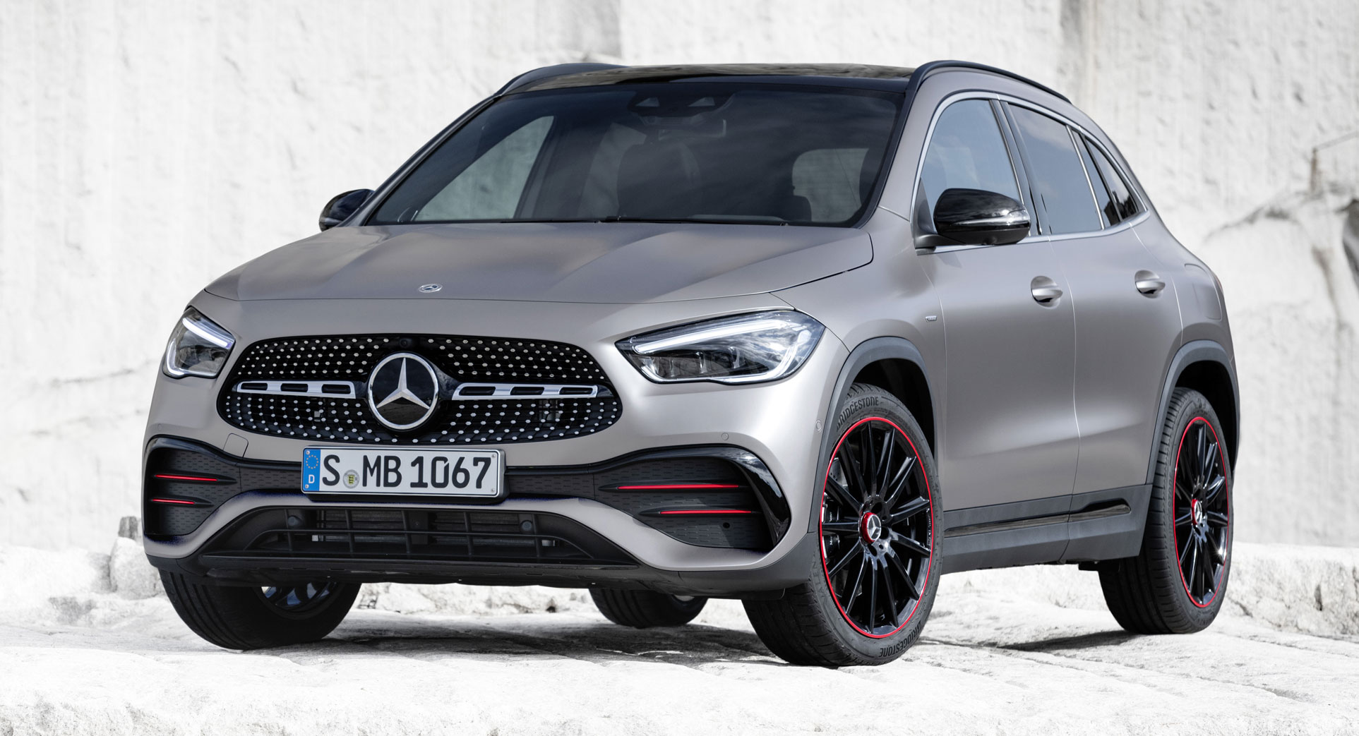 2021 Mercedes-Benz GLA Is A Curvy And Youthful Little Crossover