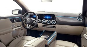 Mercedes Gla Arrives In The Uk With A 32 640 Price Carscoops