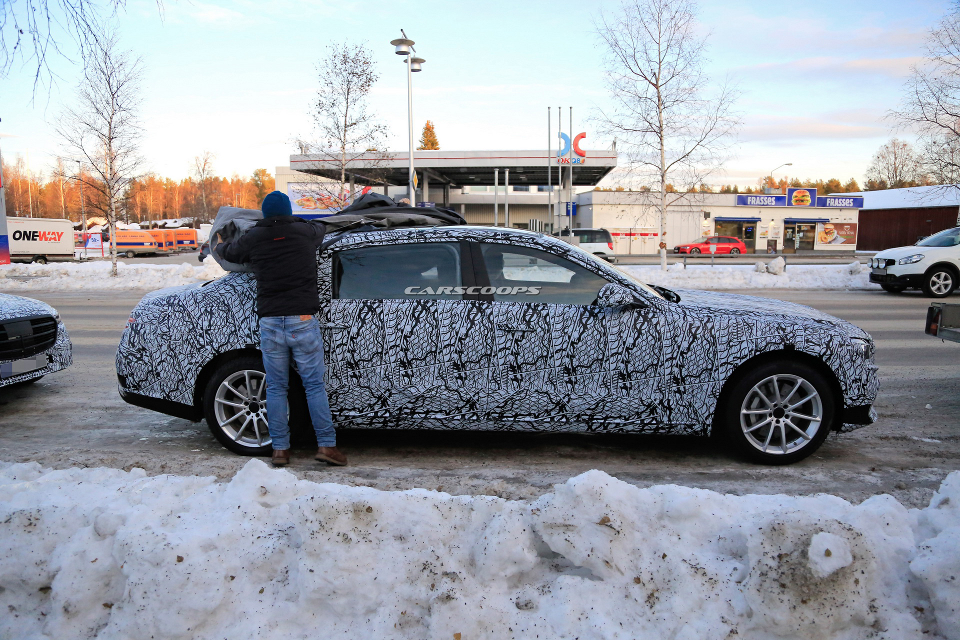 2021 Mercedes S-Class Spied Undisguised, Aims To Rewrite The Book On Luxury