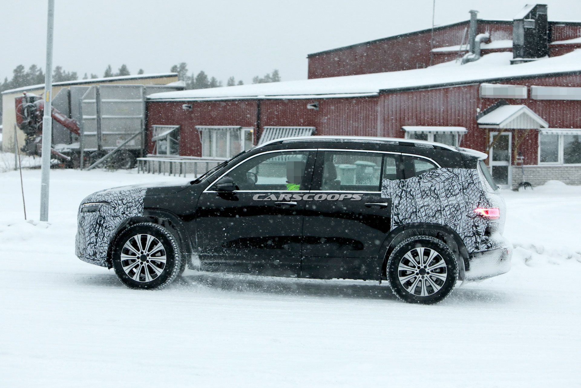 Mercedes-Benz EQB Quietly Glides Over Snow In Northern Europe