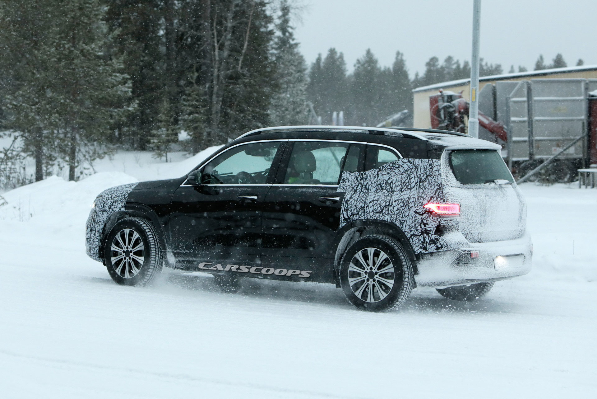 Mercedes-Benz EQB Quietly Glides Over Snow In Northern Europe