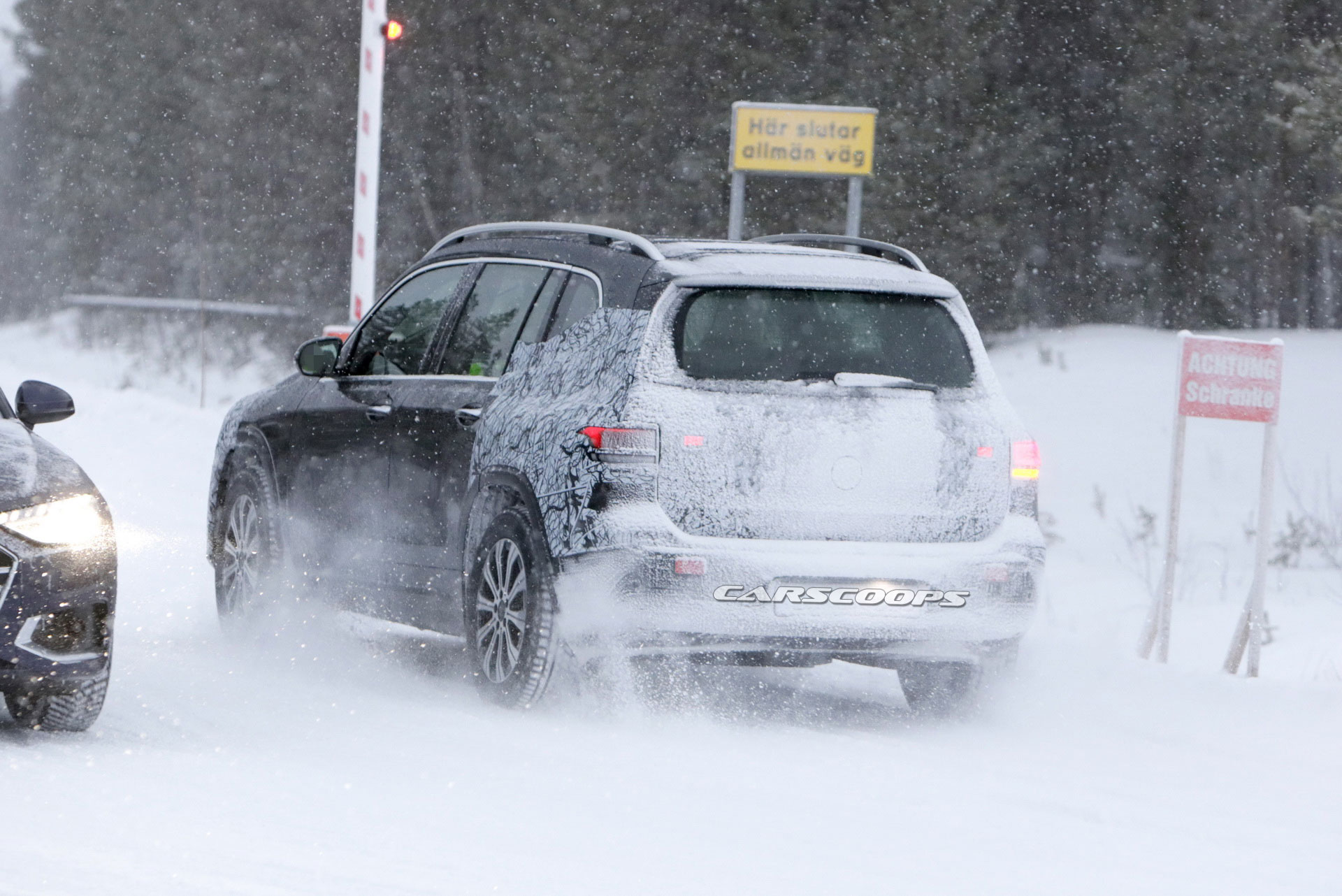Mercedes-Benz EQB Quietly Glides Over Snow In Northern Europe