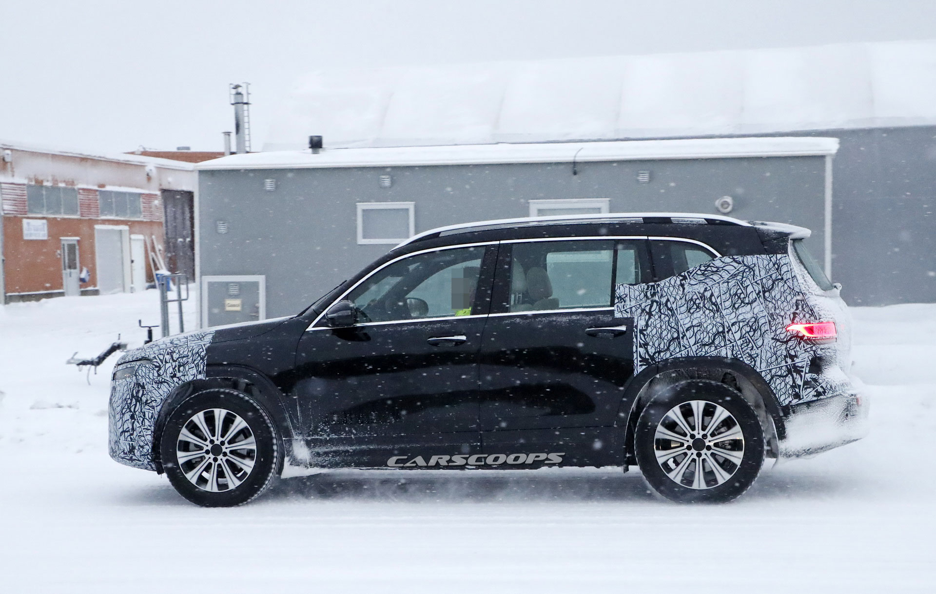Mercedes-Benz EQB Quietly Glides Over Snow In Northern Europe