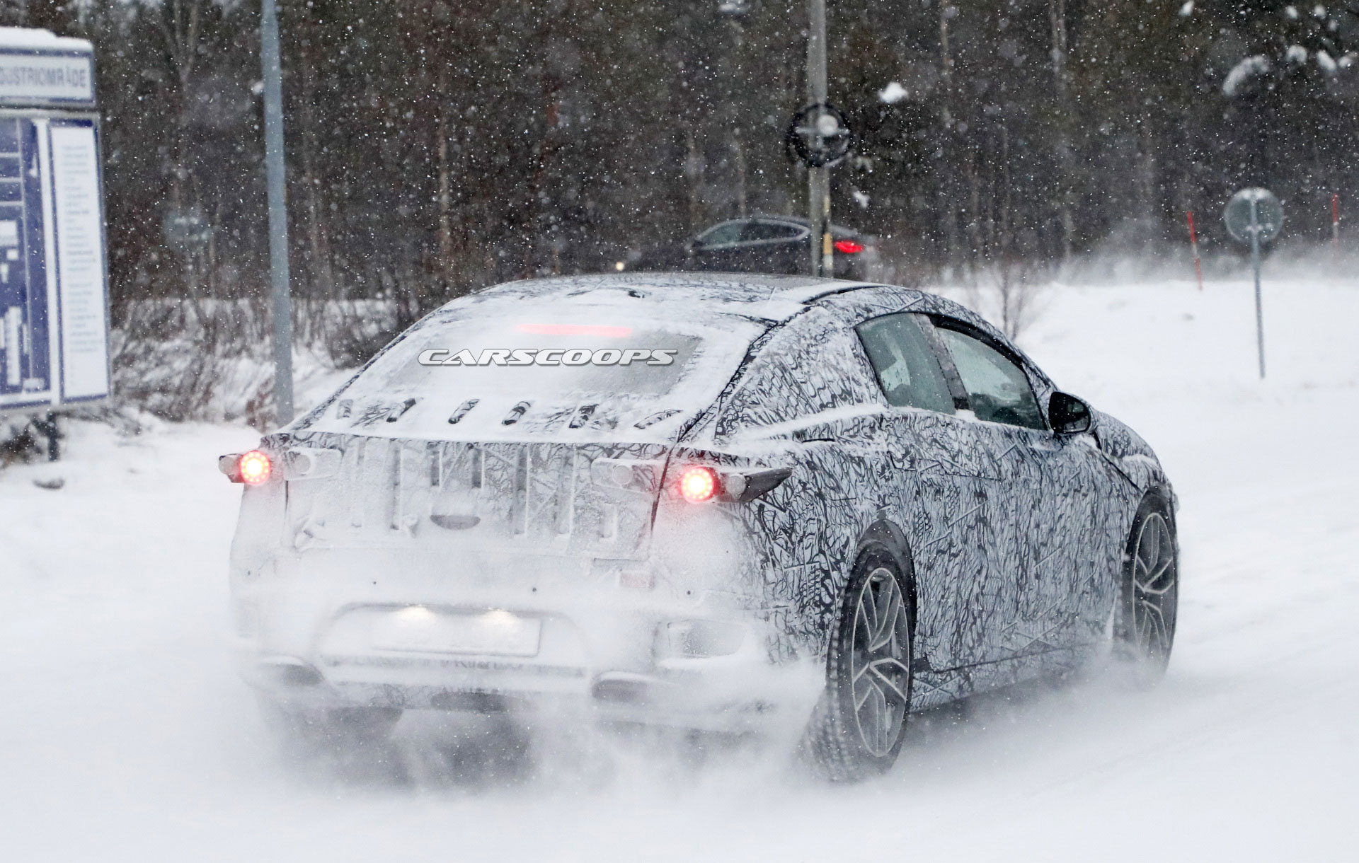 Mercedes-Benz EQS Aims To Become The Luxury King Of Electric Cars