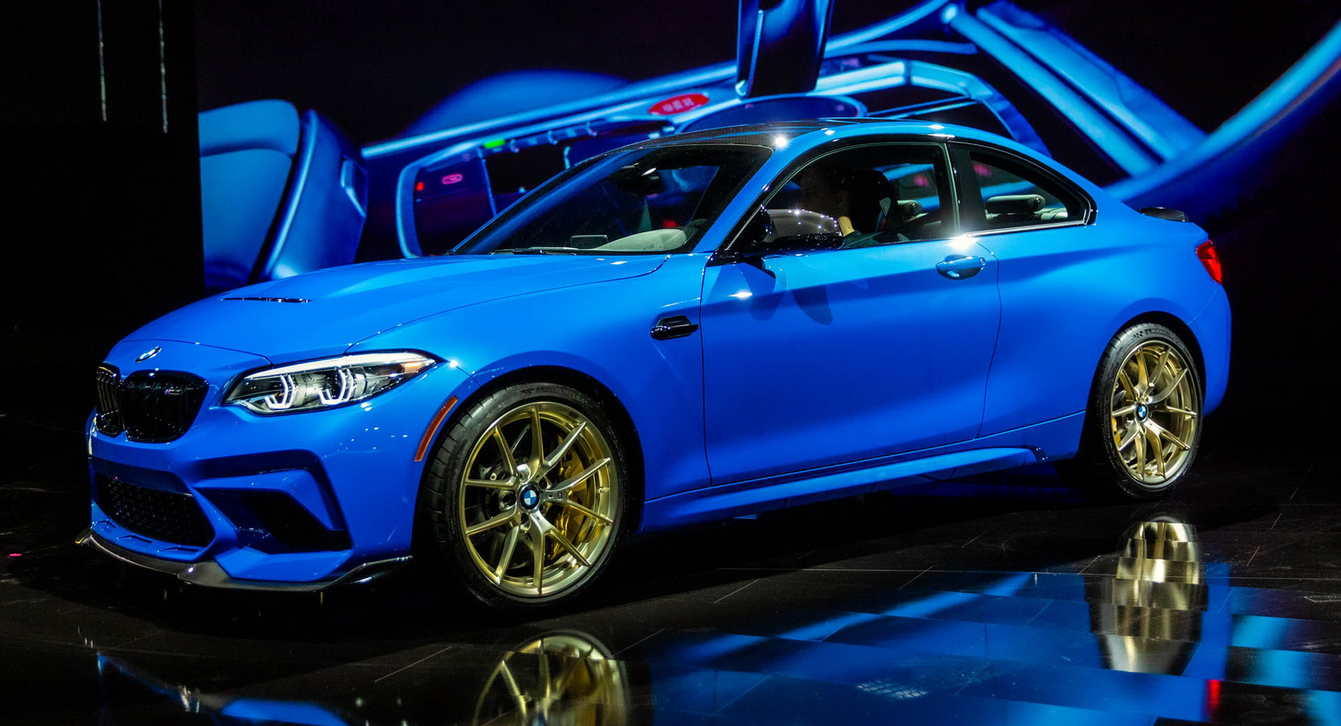 The 2020 BMW M2 CS Sends Out The 2 Series With A Lot Of Carbon Fiber