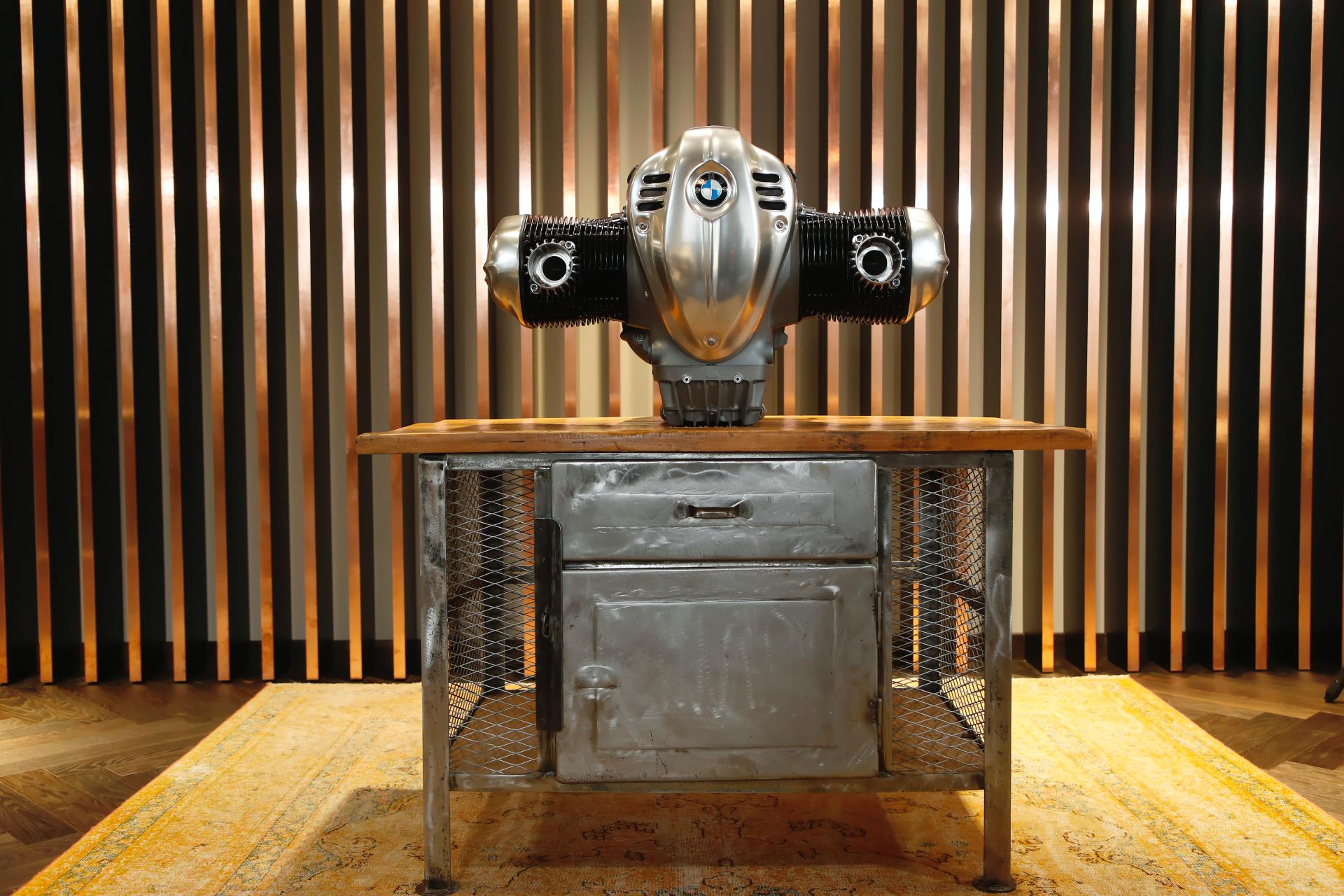 BMW Motorrad’s New 1.8L “Big Boxer” Engine Looks Like A Star Wars Fighter