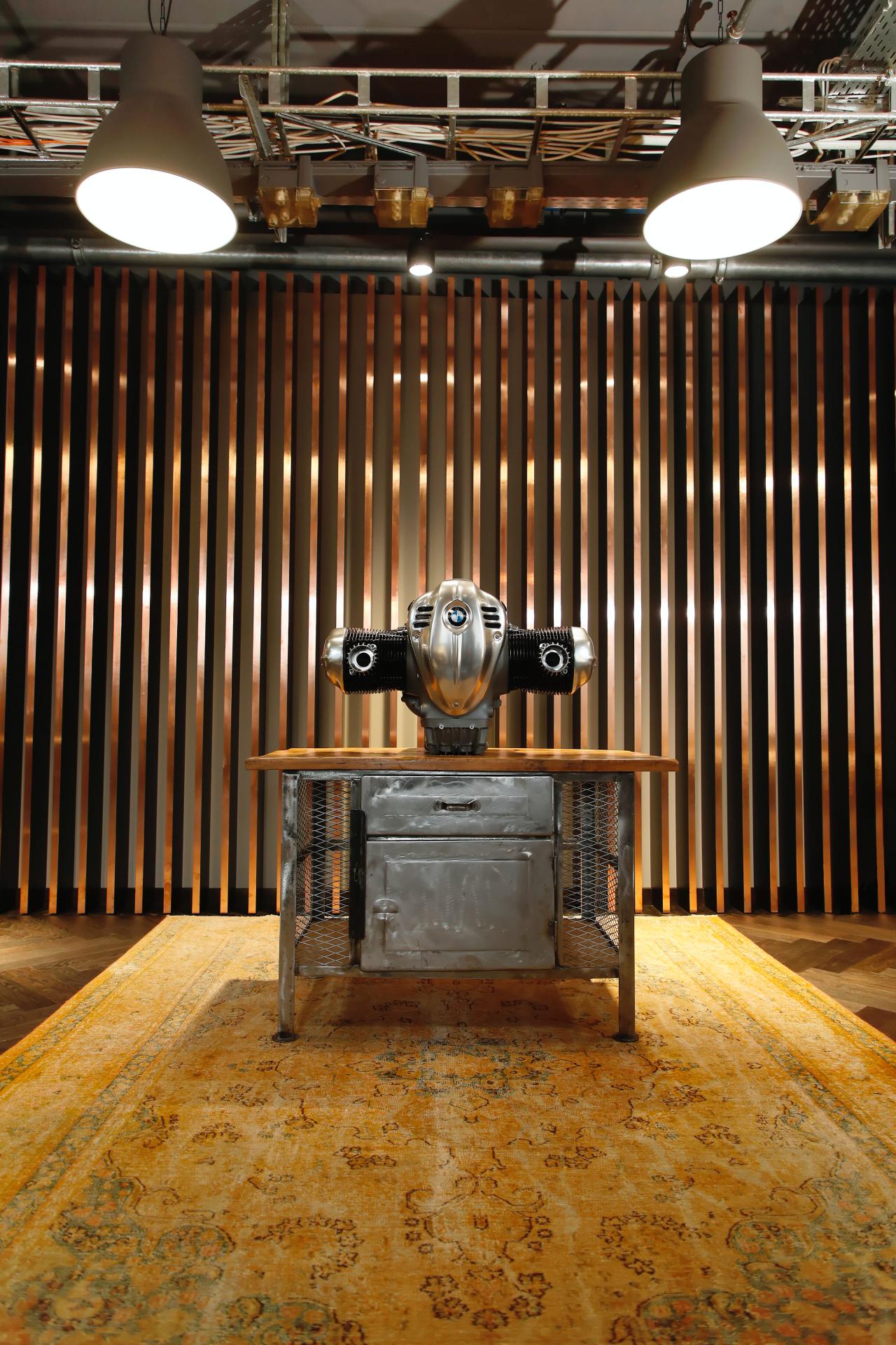 BMW Motorrad’s New 1.8L “Big Boxer” Engine Looks Like A Star Wars Fighter