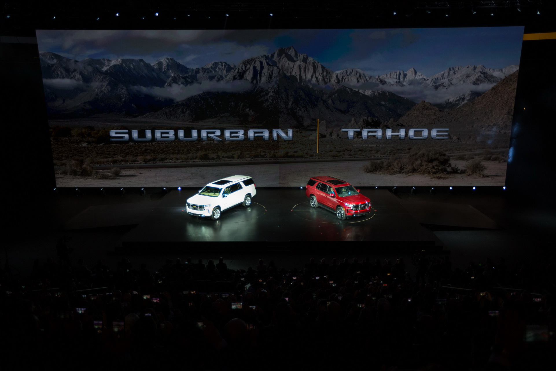 2021 Chevrolet Tahoe And Suburban Put On A Dramatic Face, Gain Independent Suspension