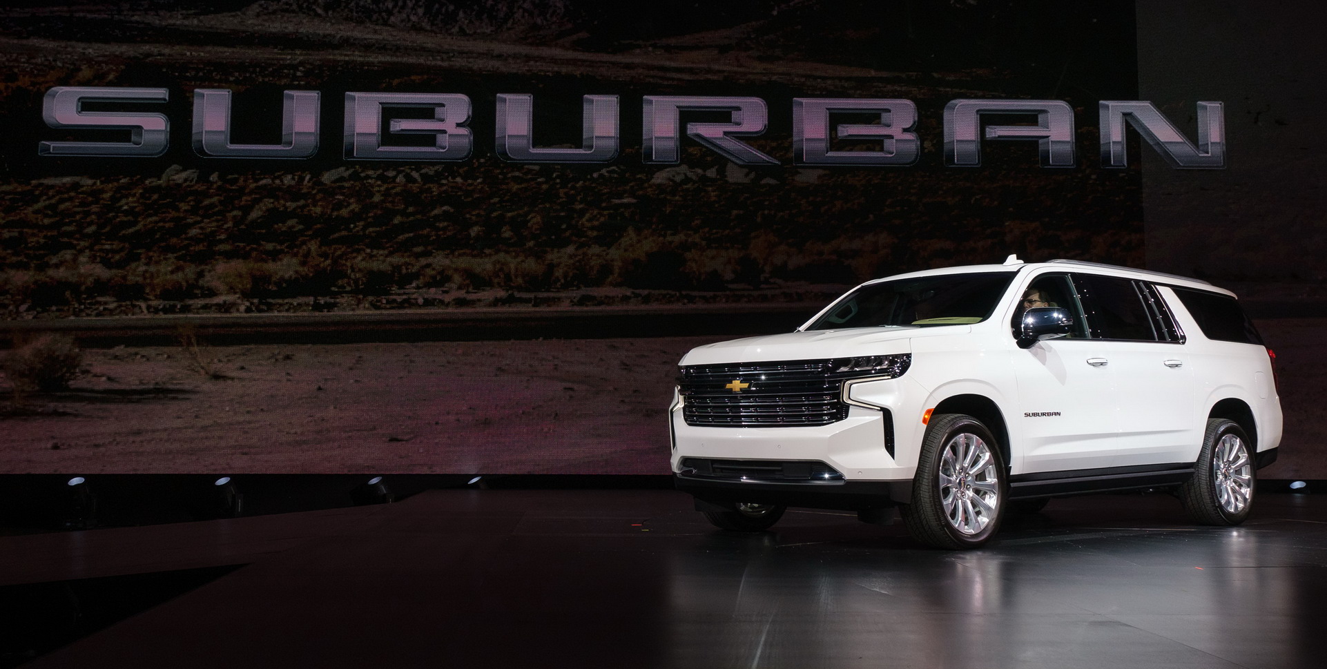 2021 Chevrolet Tahoe And Suburban Put On A Dramatic Face, Gain Independent Suspension