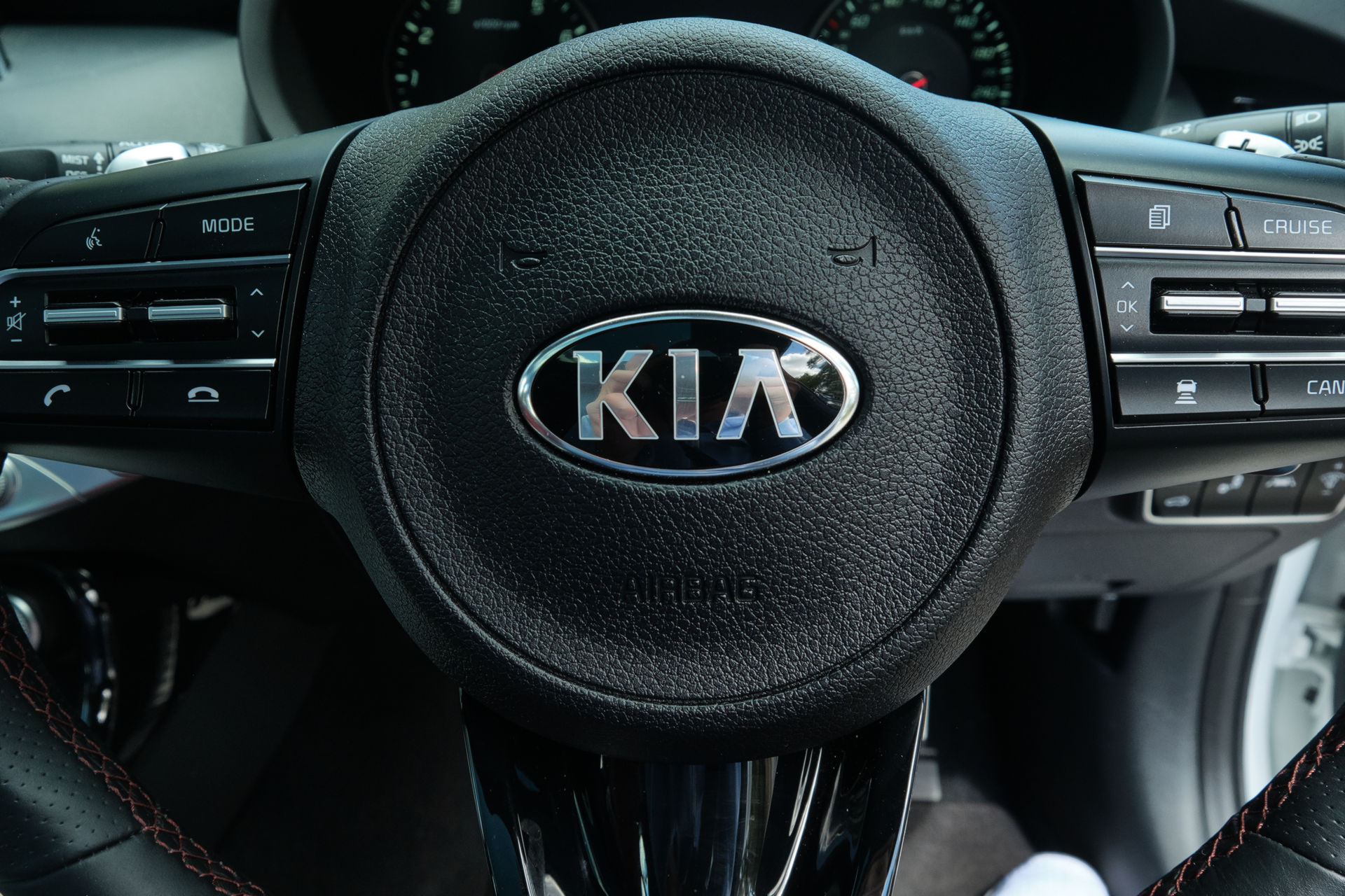 Driven: 2020 Kia Stinger 2.0L GT-Line Surprises As A Superb All-Rounder