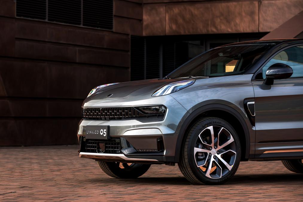 Lynk & Co’s 05 Is A Sleek Coupe SUV Exclusive To China