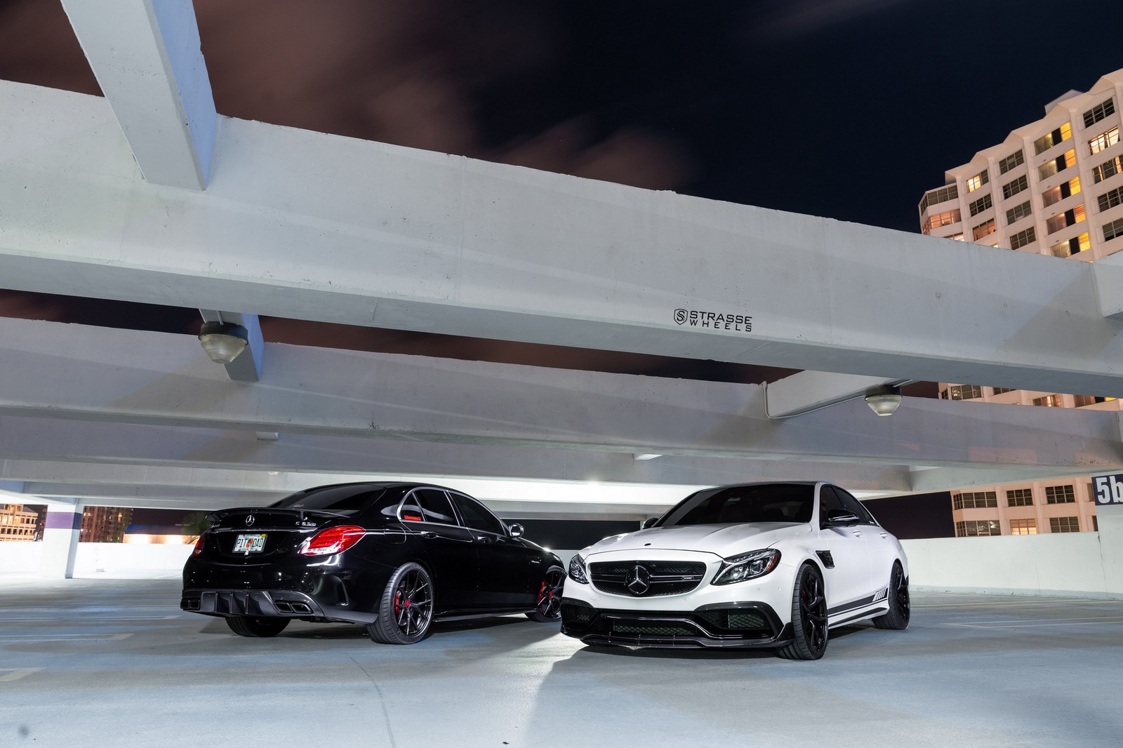 Mercedes-AMG C63 S Ready To Bite Your Face Off With Carbon-Look Wheels