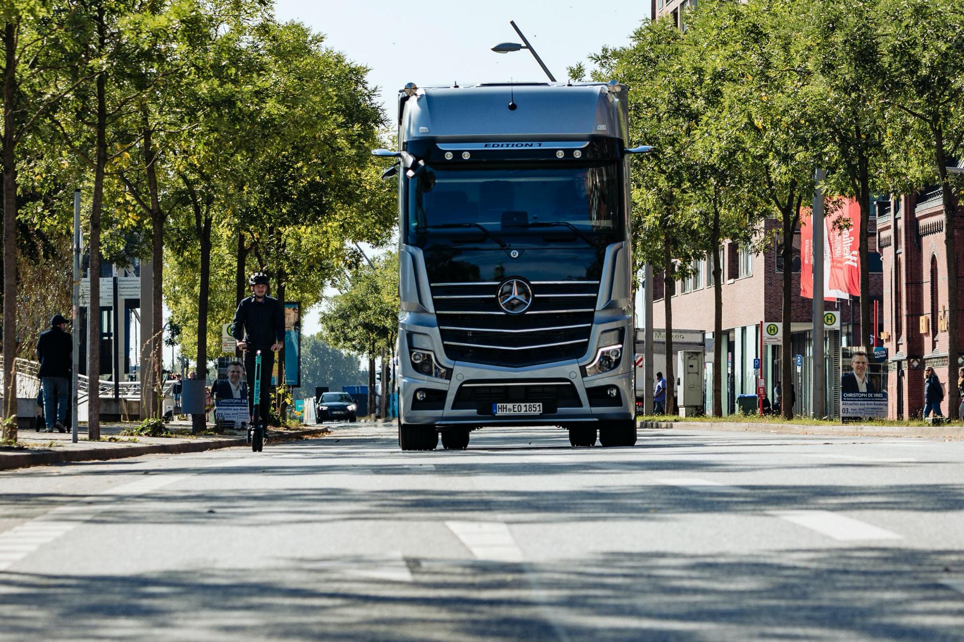 Mercedes’ Sideguard Assist Makes The Streets Safer For E-Scooter Riders