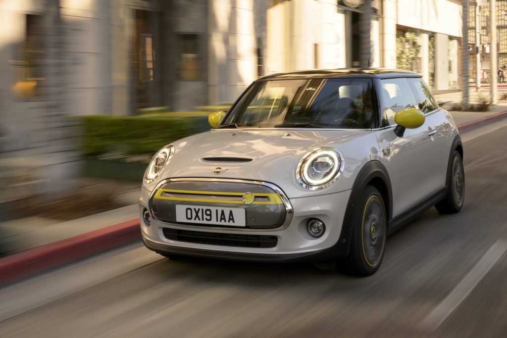  Mini Recalls Cooper SE Due To Battery Fire Risk After 2 Incidents